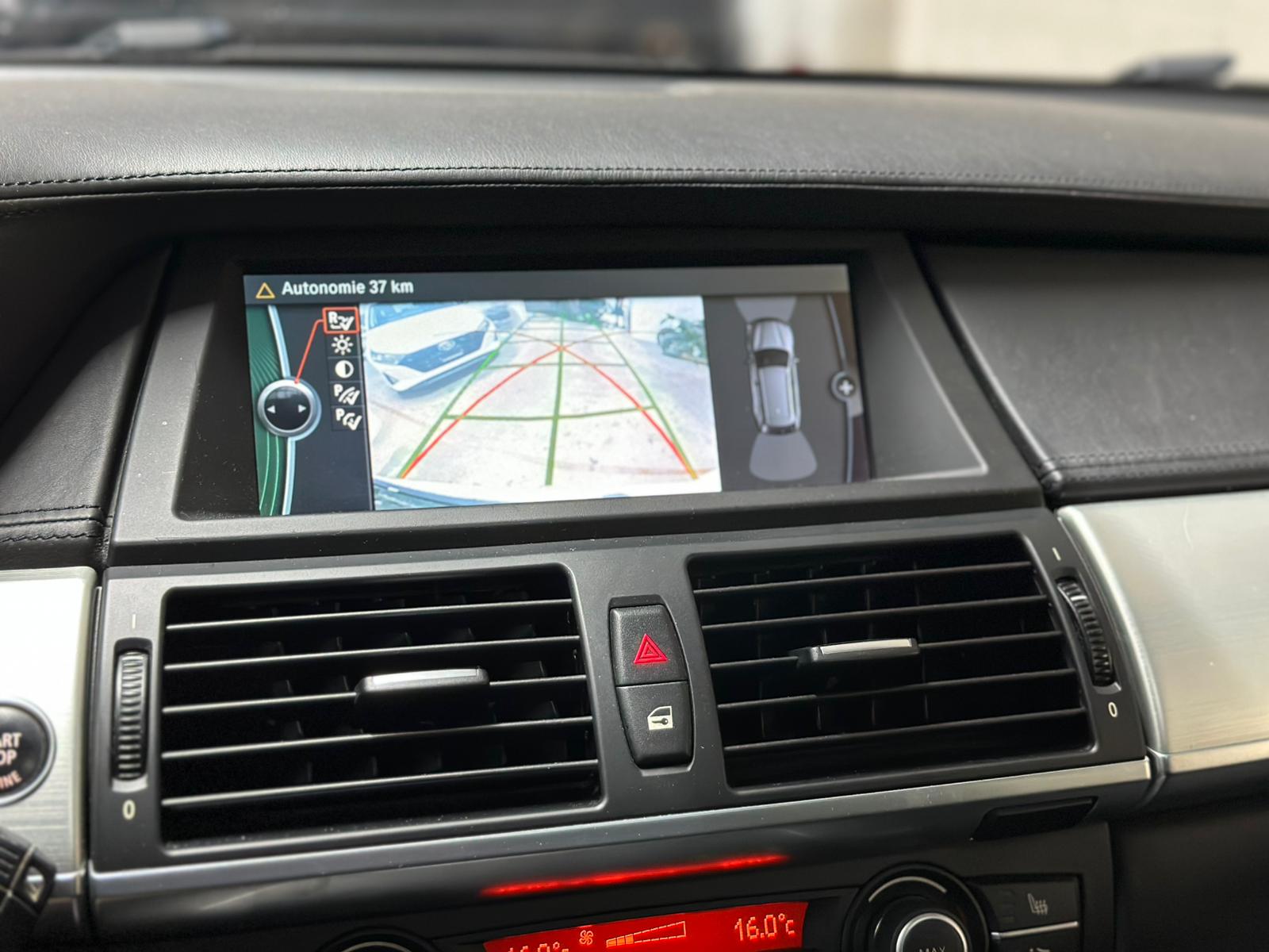 BMW X5 xDrive M50d Steptronic-image-11