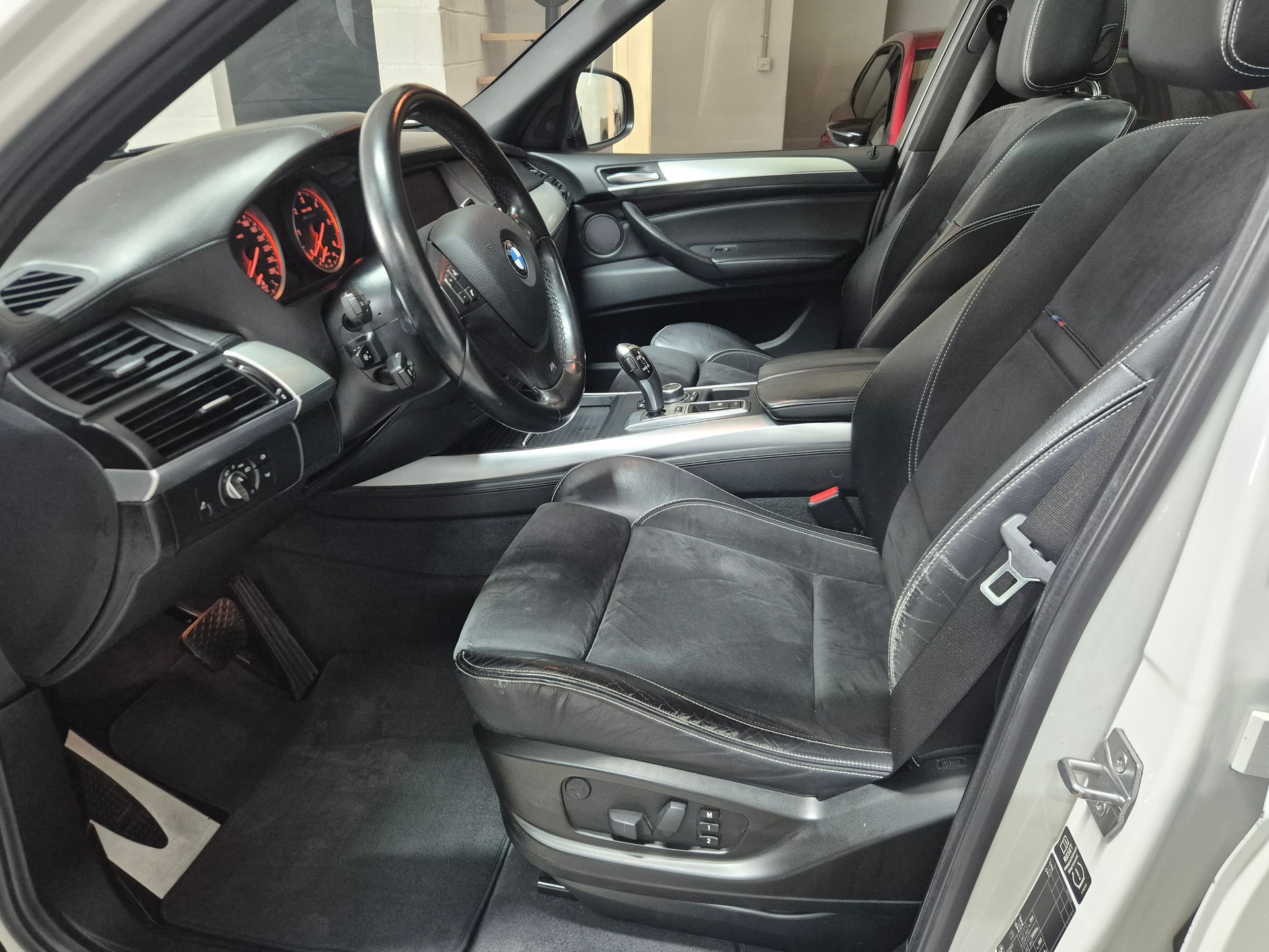 BMW X5 xDrive M50d Steptronic-image-5