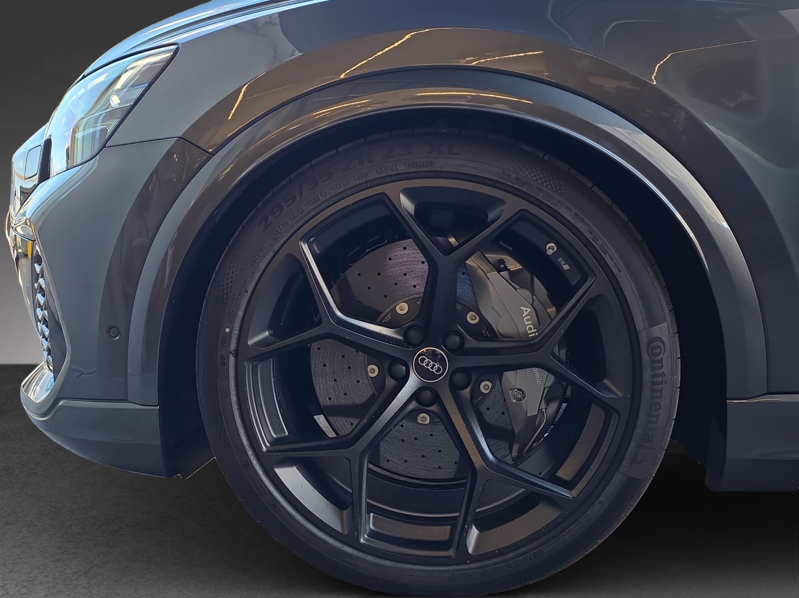 AUDI RSQ8 performance quattro-image-10