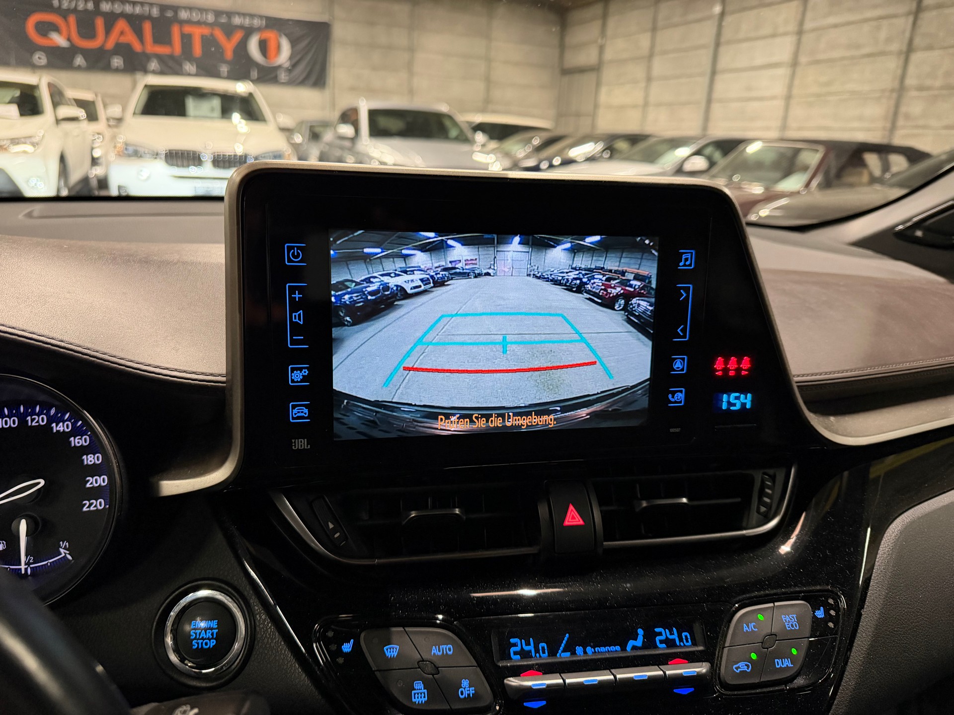 TOYOTA C-HR 1.2 Turbo Style 4WD Multidrive S-image-14
