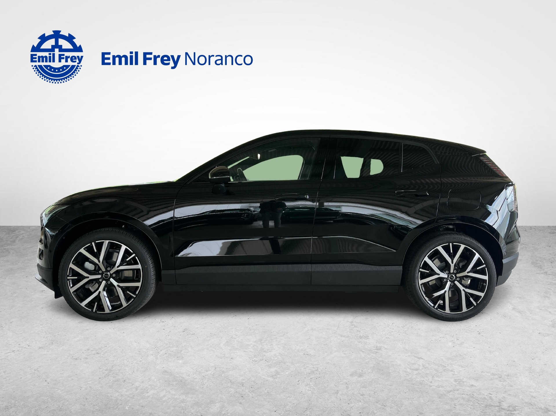 VOLVO EX30 E60 Twin Ultra Performance Sw. Black Ed. AWD-image-2