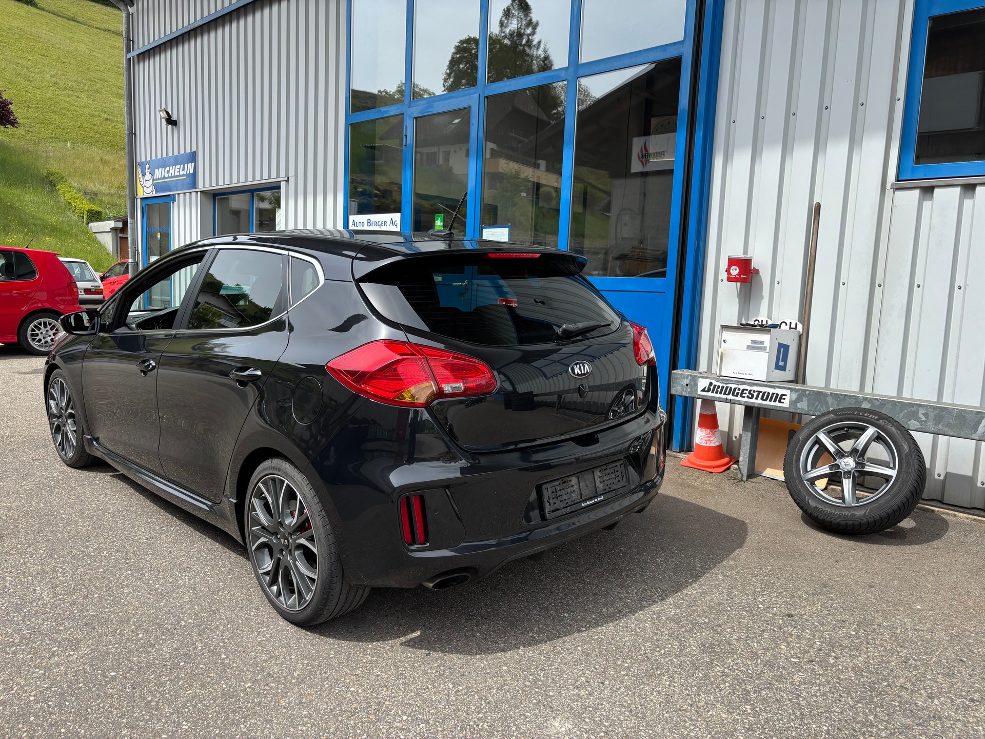 KIA Cee'd 1.6 GDi Turbo GT-image-3