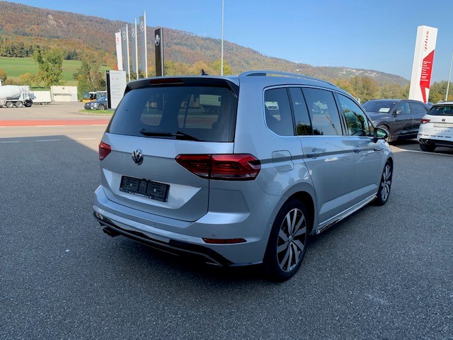 VW Touran 1.8 TSI BlueMotion Technology Highline DSG-image-2