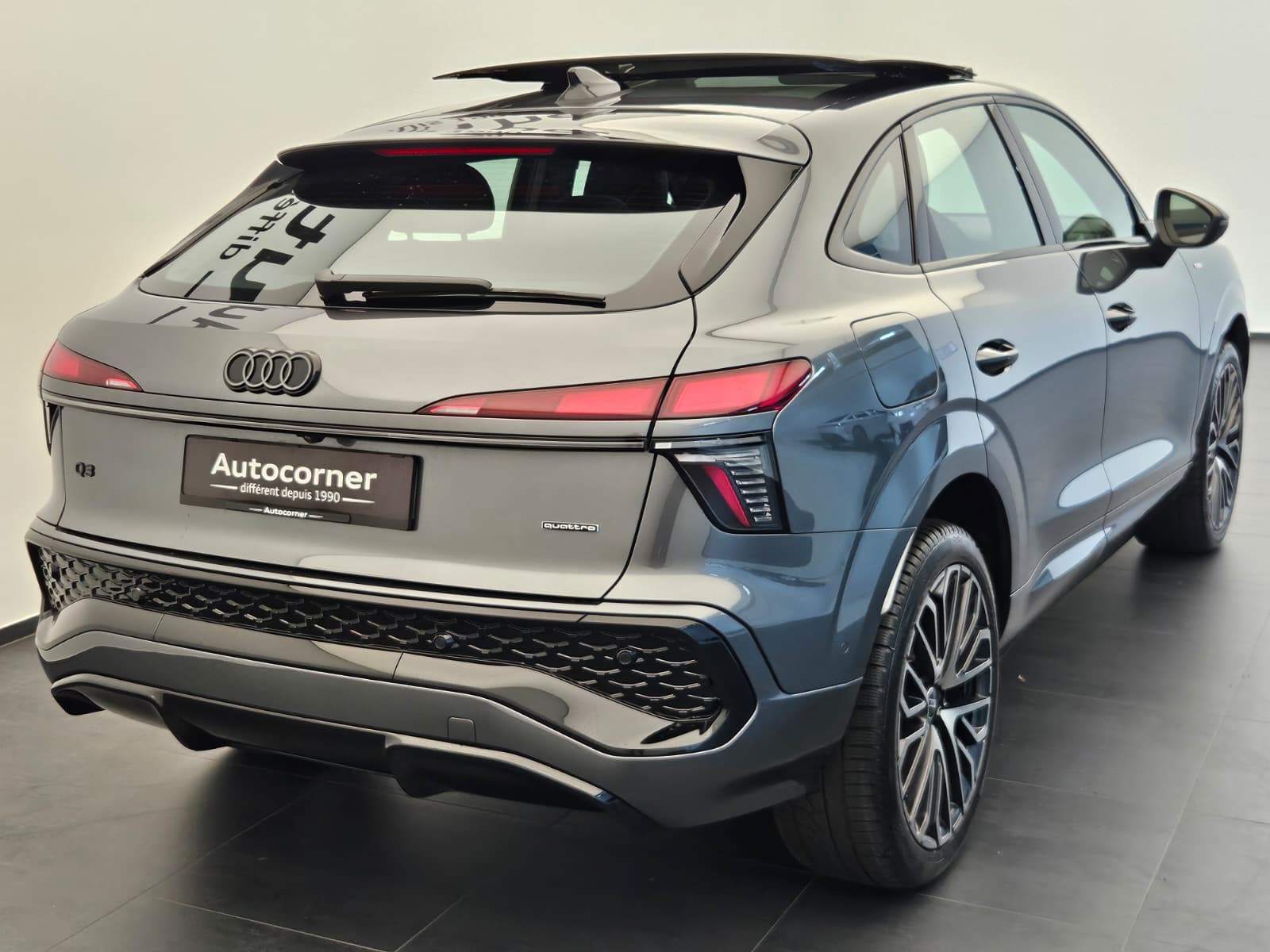 AUDI Q3 Sportback TFSI quattro 150 kW S tronic-image-6