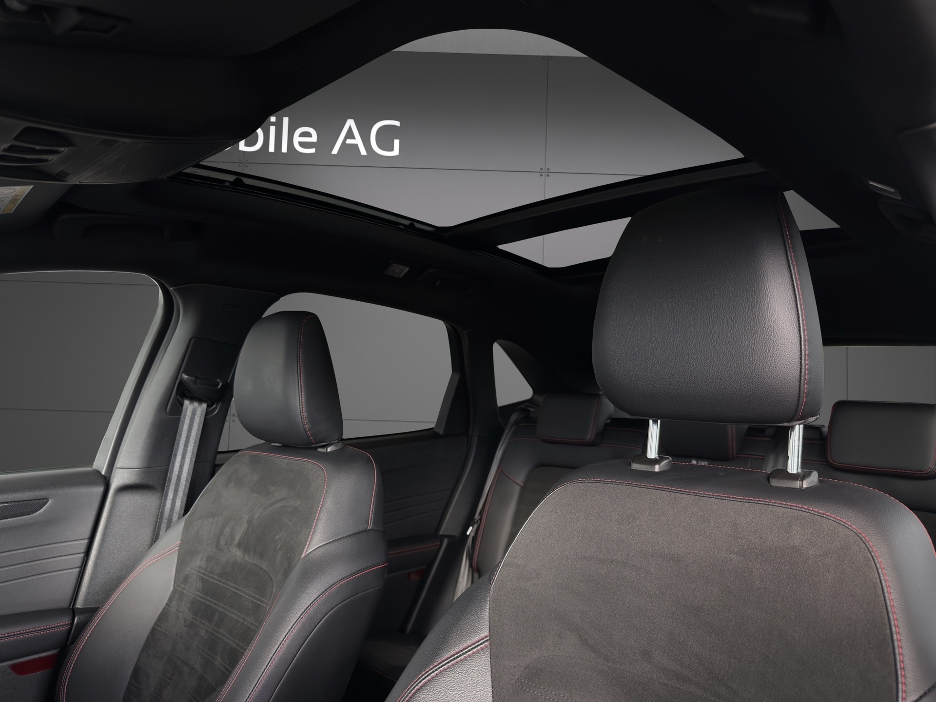 FORD Kuga 2.5 PHEV ST-Line X 2WD-image-8