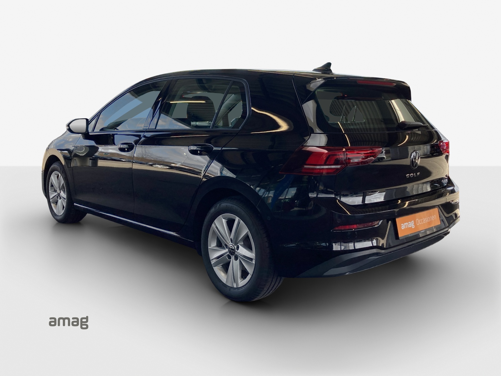 VW Golf 1.5 e TSI mHEV Life DSG-image-2