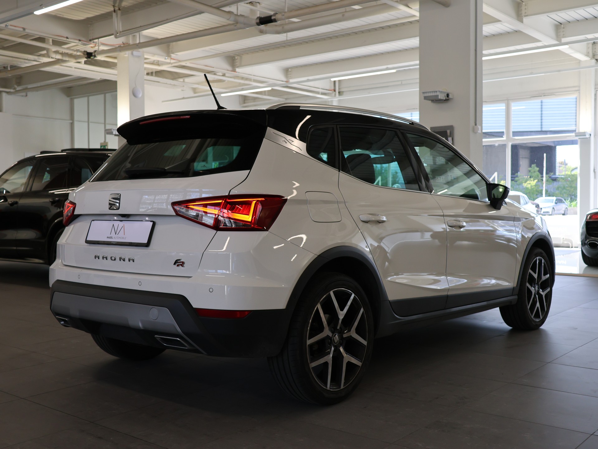 SEAT Arona 1.0 TSI Eco DSG SWISS FR *360 Kamera* *Carplay* *Sitzheizung*-image-5