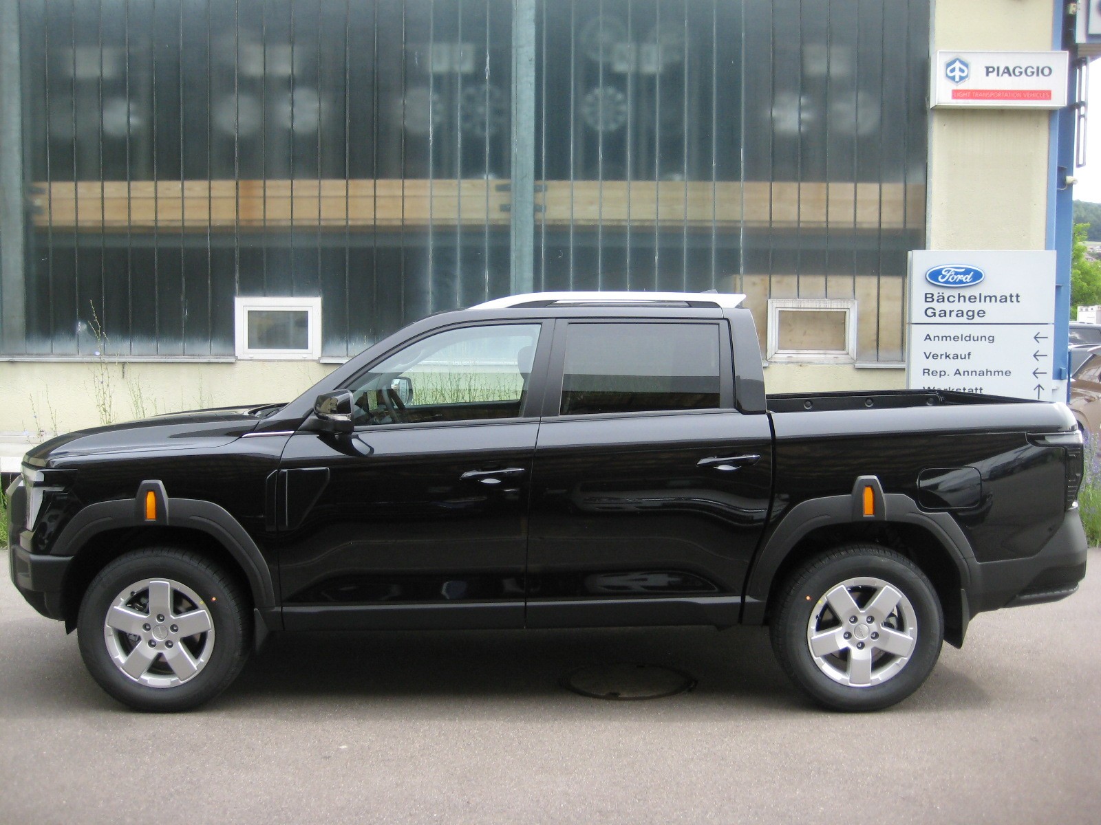 KGM-SsangYong Musso 2.2 Platinum 4WD A-image-1