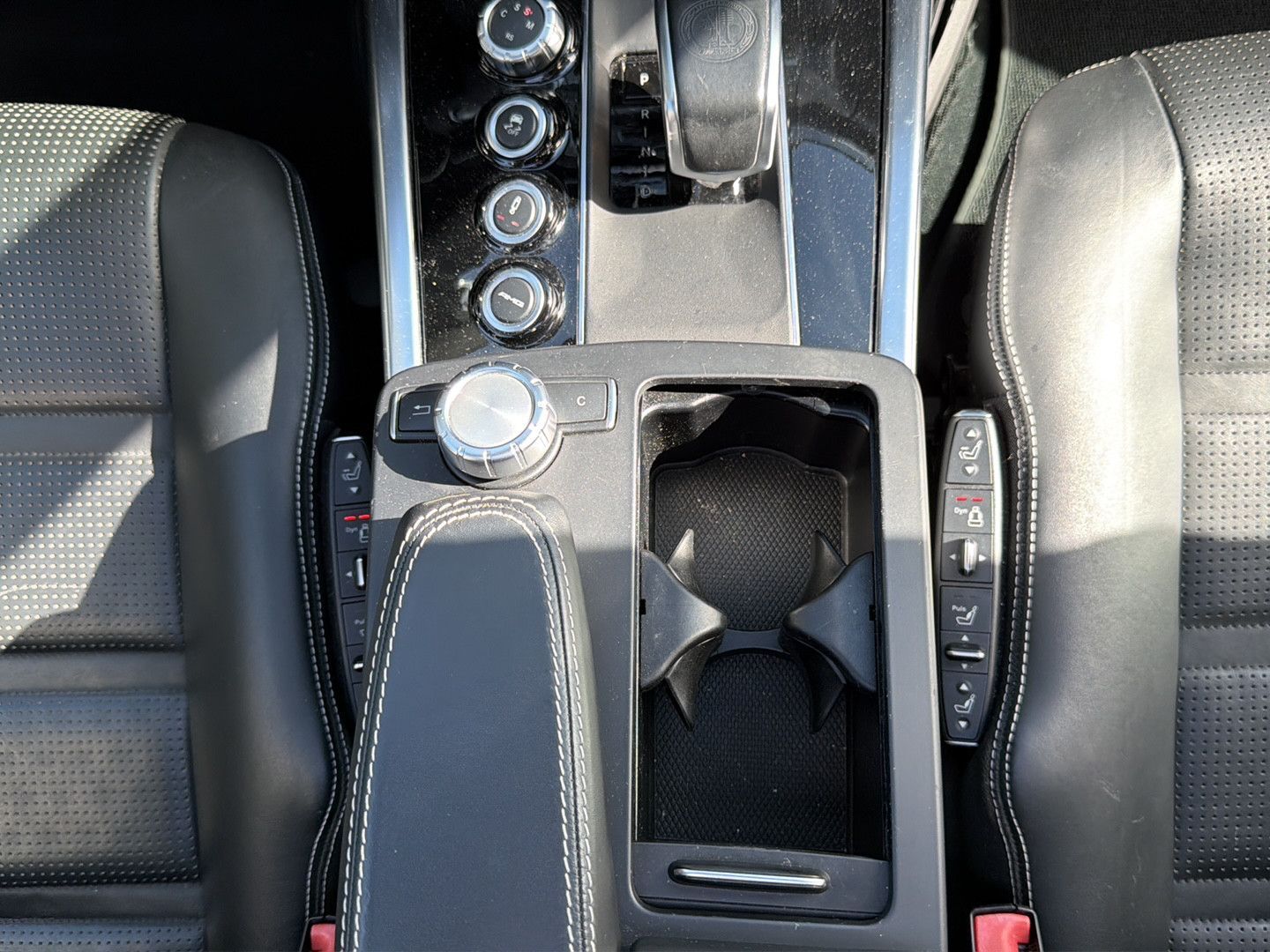 MERCEDES-BENZ E 63 AMG -Klasse Allrad (W212) S 4MATIC Aut.-image-16