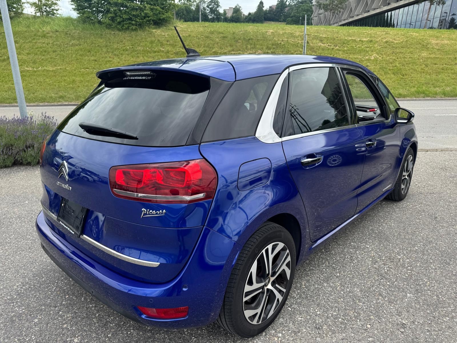 CITROEN C4 Picasso 1.6i 16V THP Feel Edition EAT6-image-3