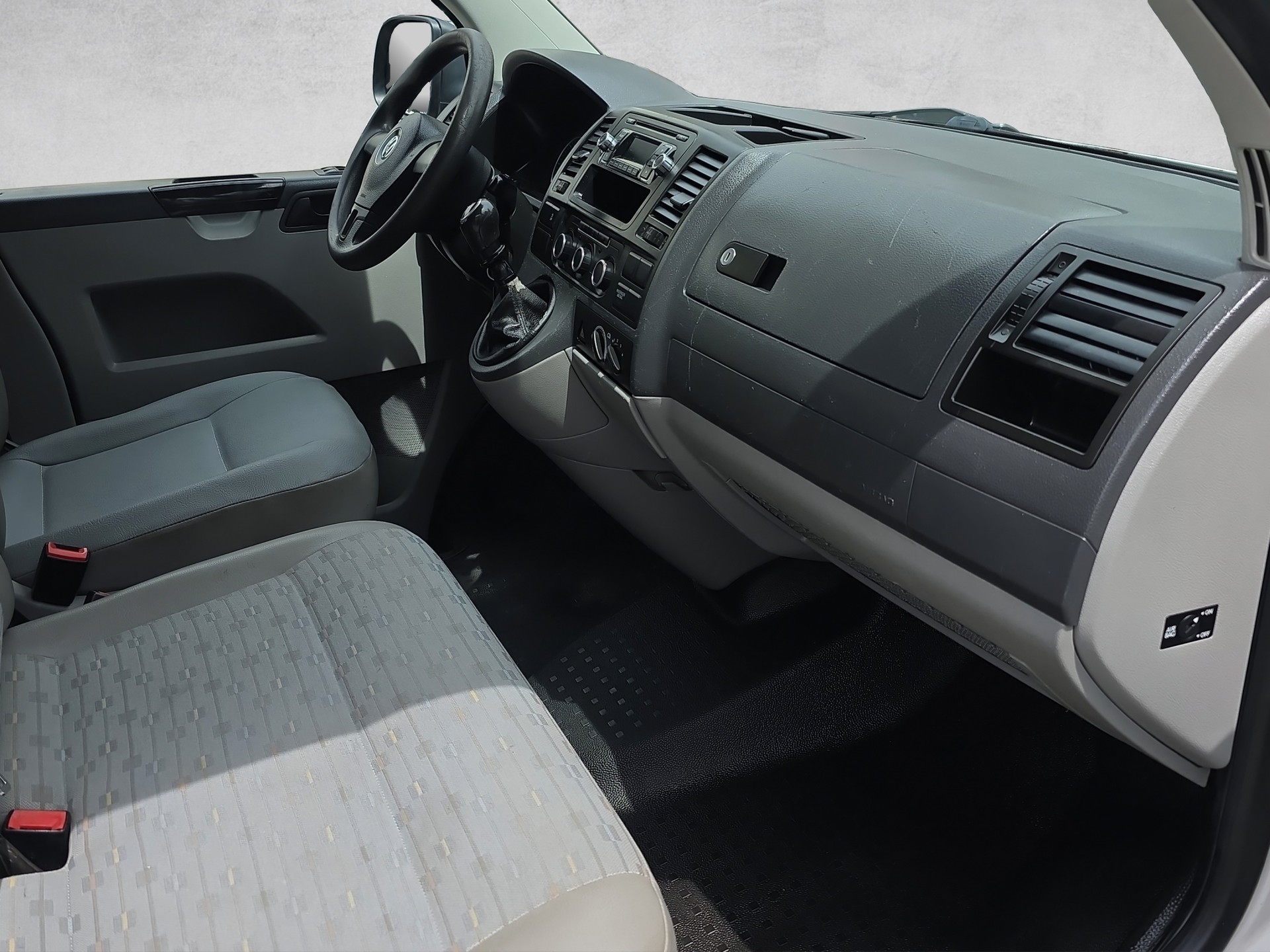 VW T5 2.0 TDI BMT 4Motion-image-5