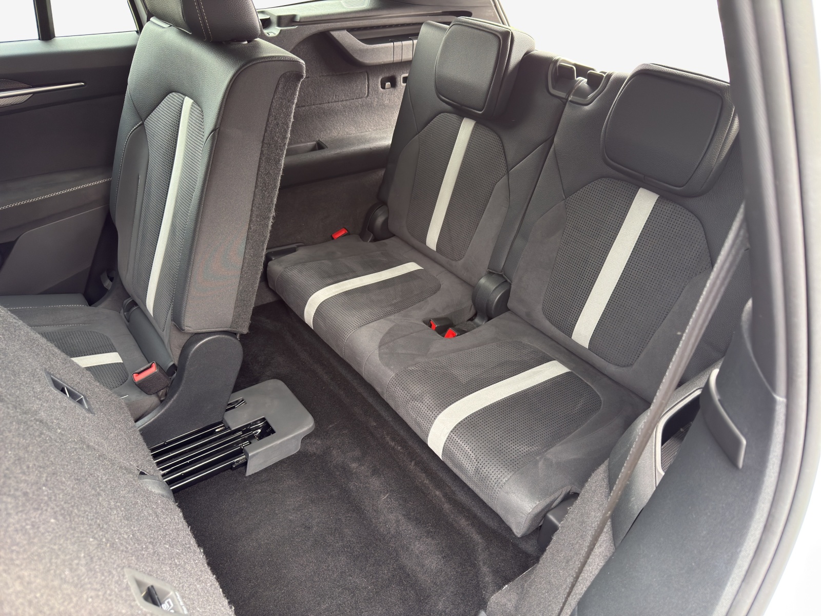 SKODA Kodiaq 2.0 TDI Sportline 4x4-image-13