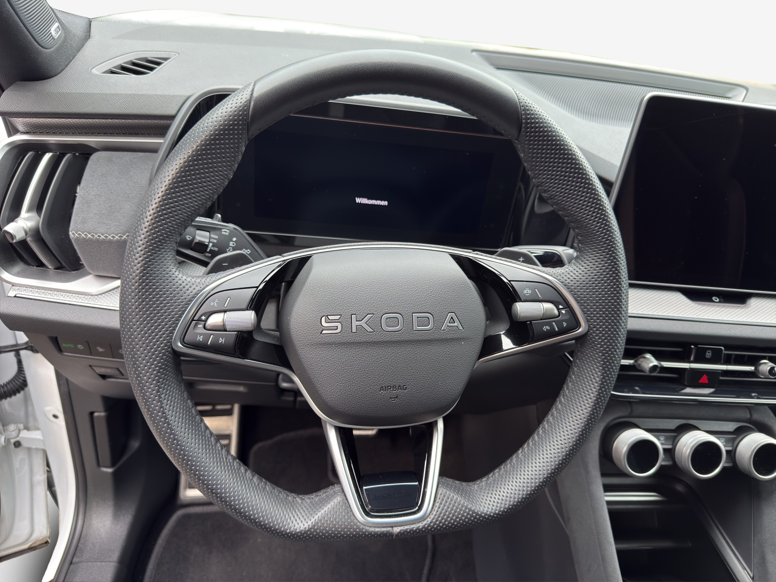 SKODA Kodiaq 2.0 TDI Sportline 4x4-image-9