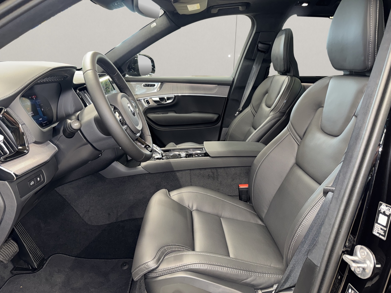 VOLVO XC90 2.0 T8 TE XCLUSIVE Edition Dark eAWD-image-11
