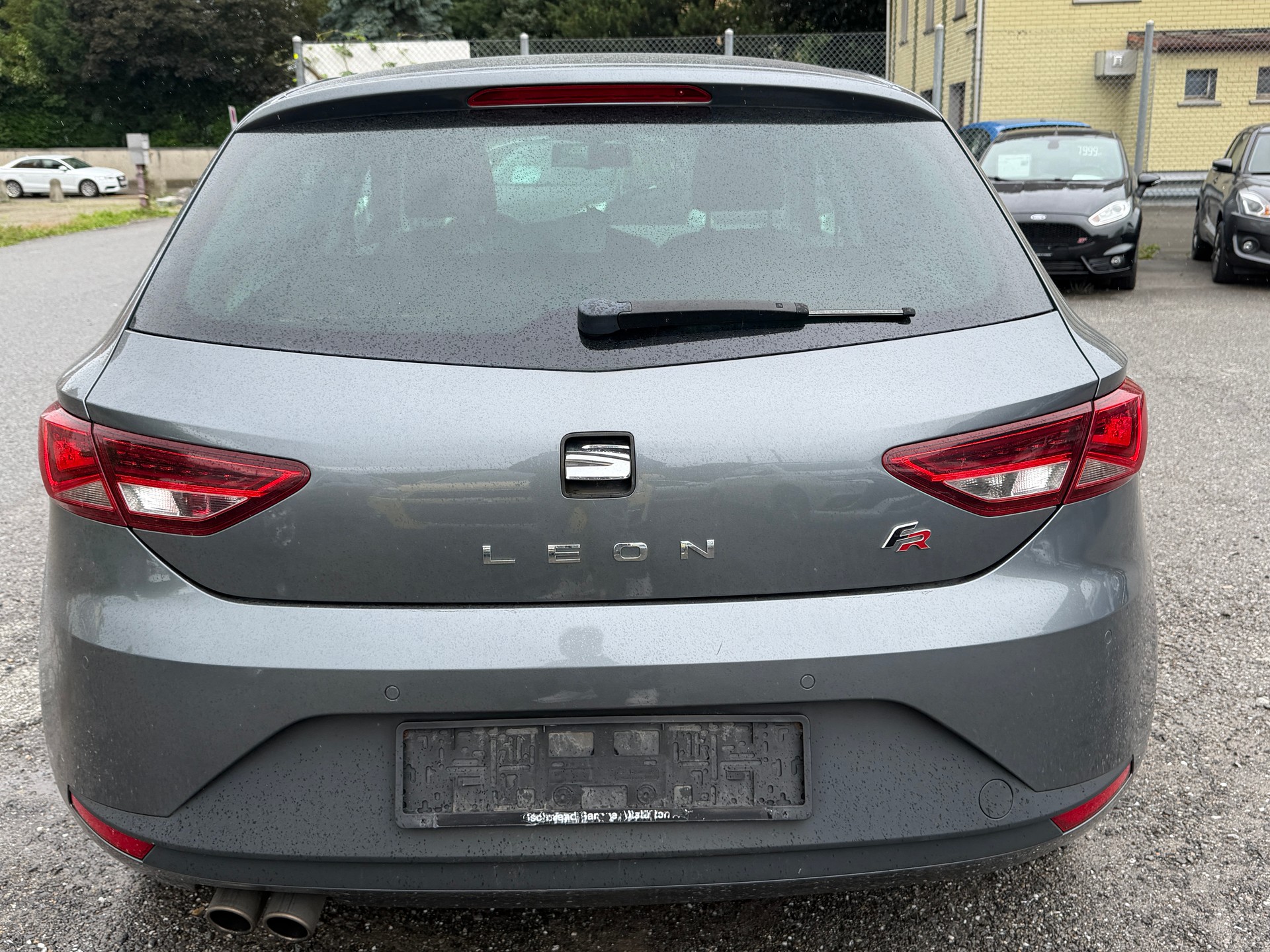 SEAT Leon 1.8 TSI FR DSG-image-11
