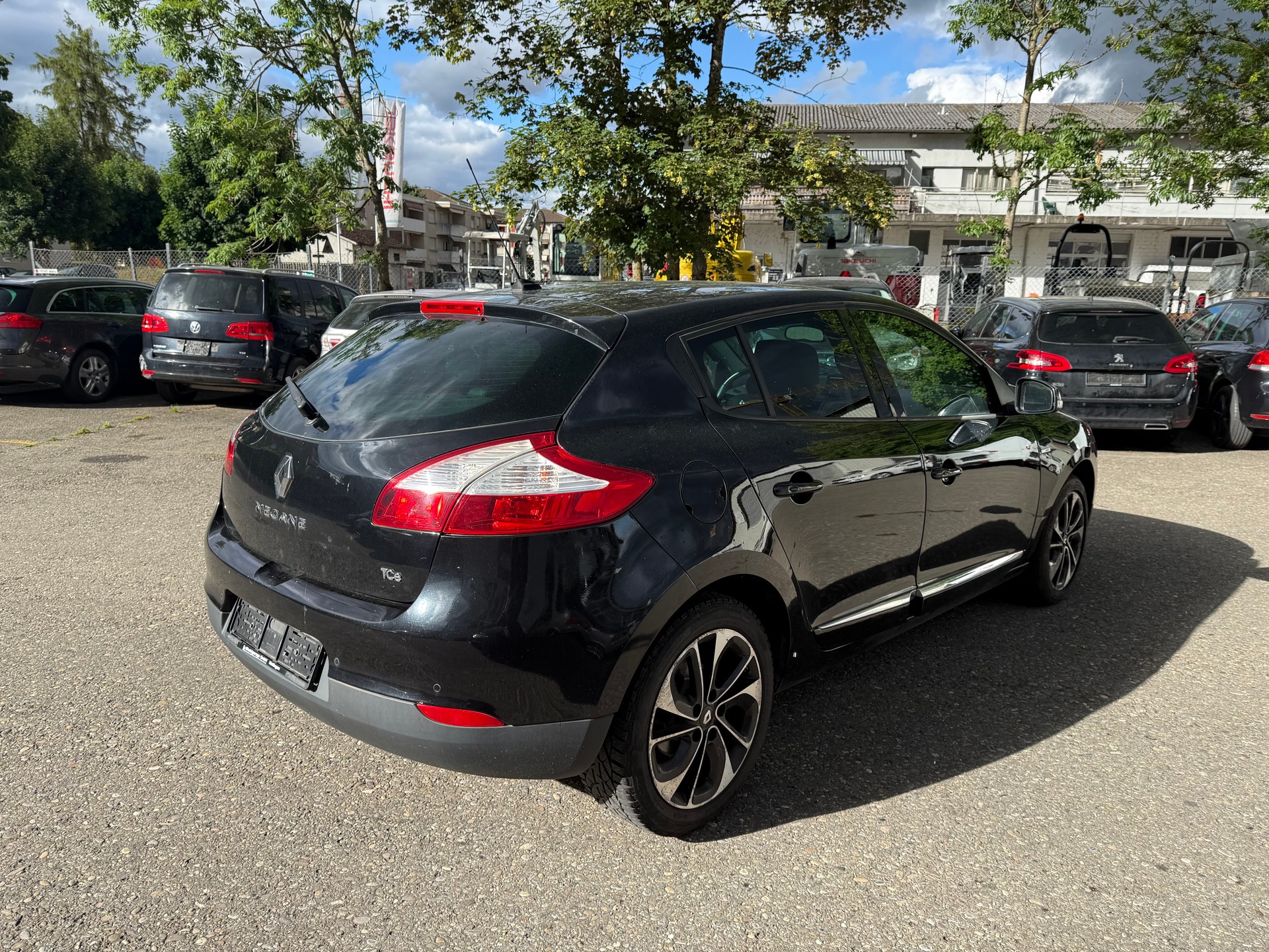 RENAULT Mégane 1.2 16V Turbo Bose EDC-showroom-element-3