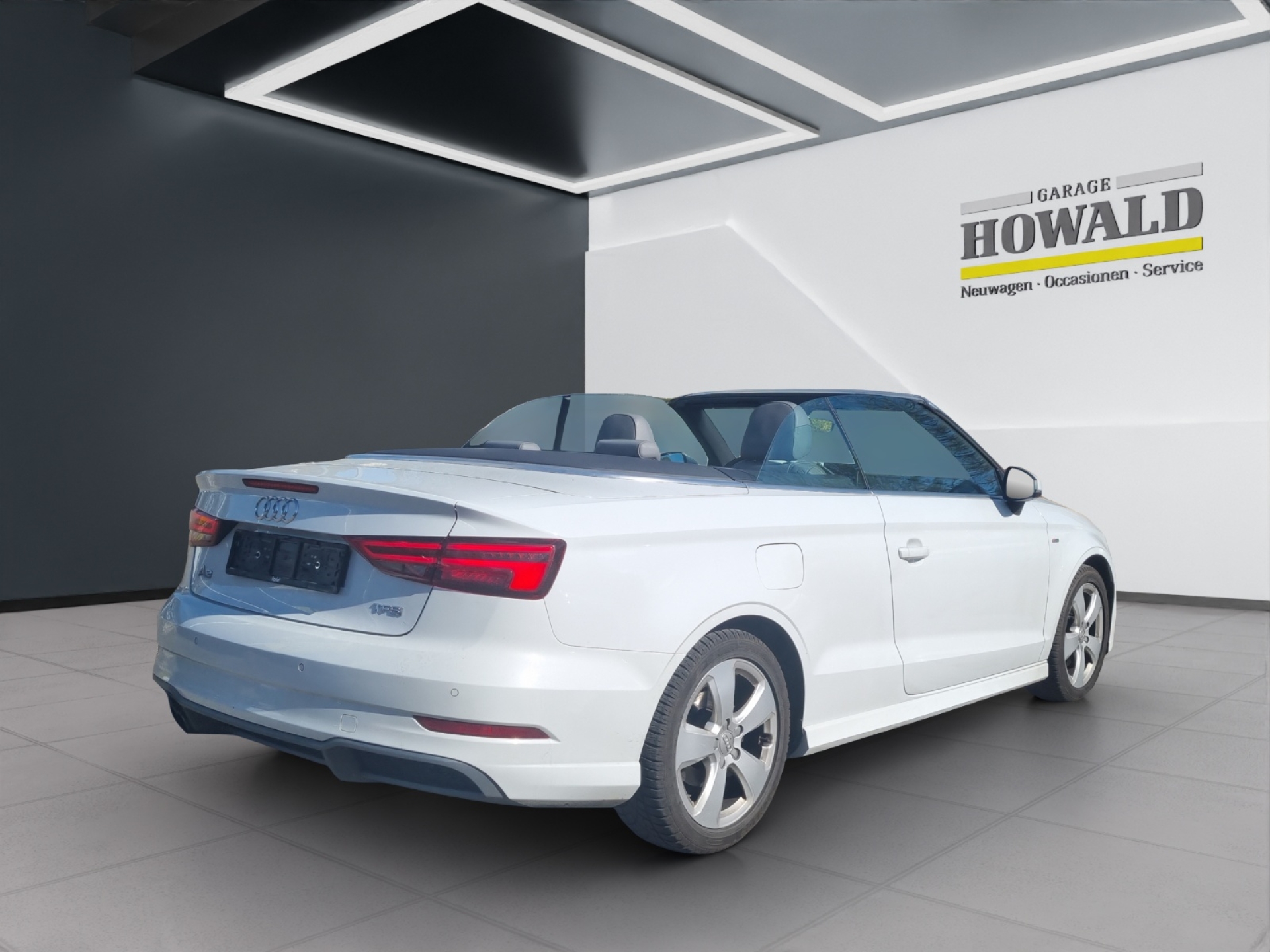 AUDI A3 Cabriolet 2.0 T FSI Sport qu. S-Tronic-image-4