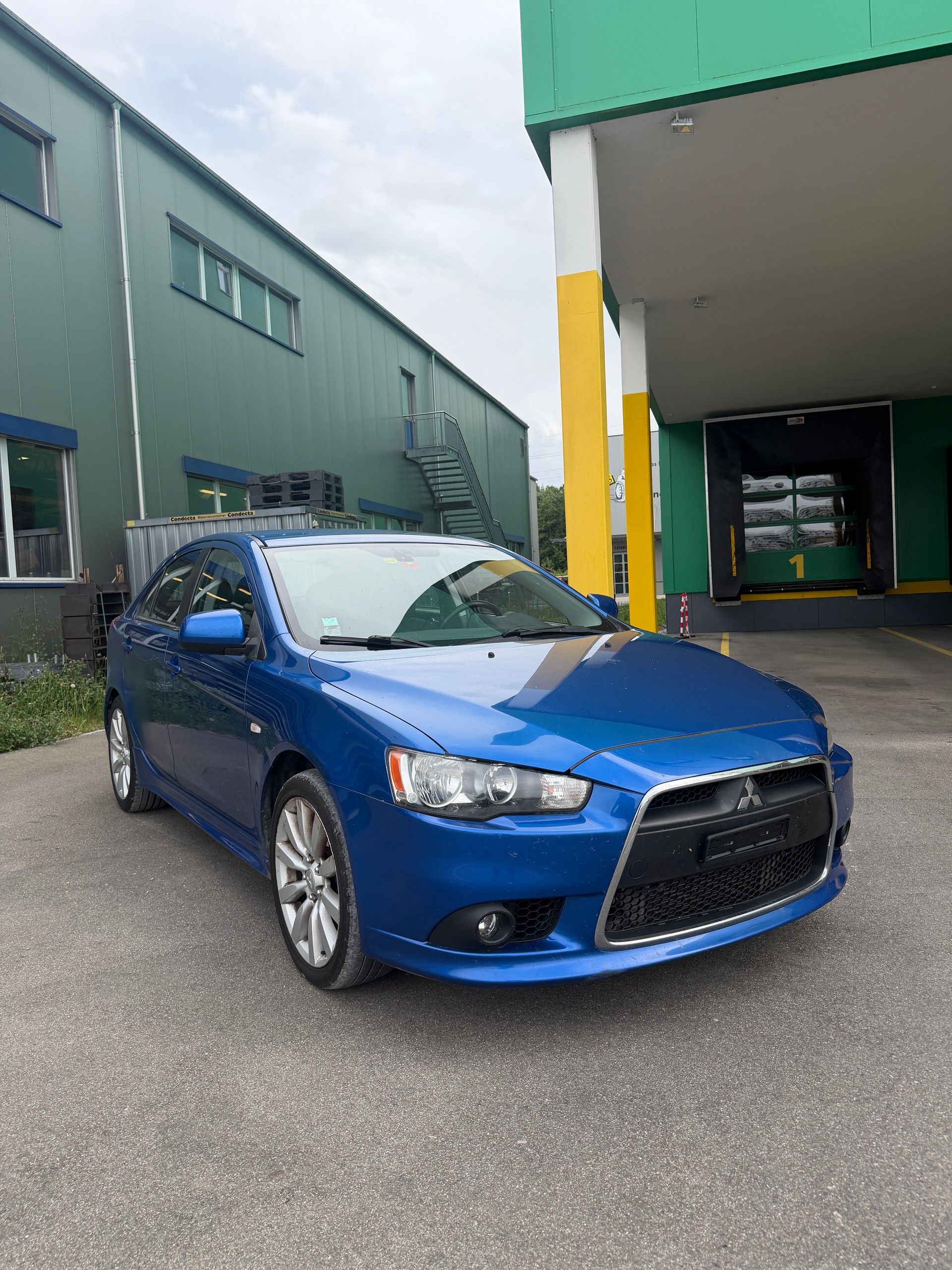MITSUBISHI Lancer Sportback 2.0 DID Invite-image-2