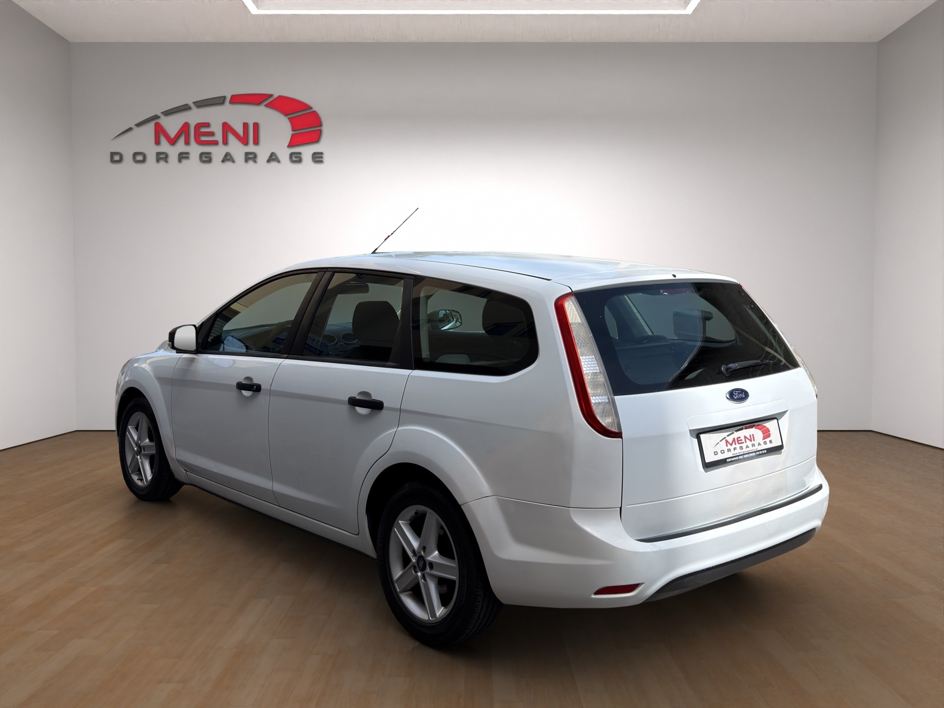 FORD Focus 1.6 TDCi Ambiente-image-4