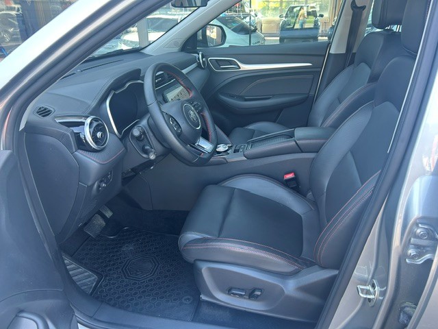 MG ZS EV 70kWh Luxury-image-9