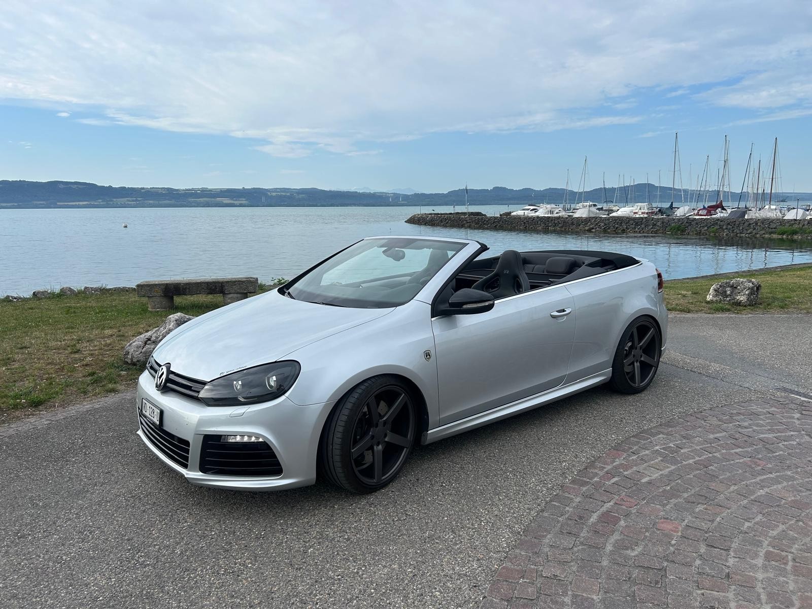 VW Golf Cabrio 2.0 TSI R DSG-image-13