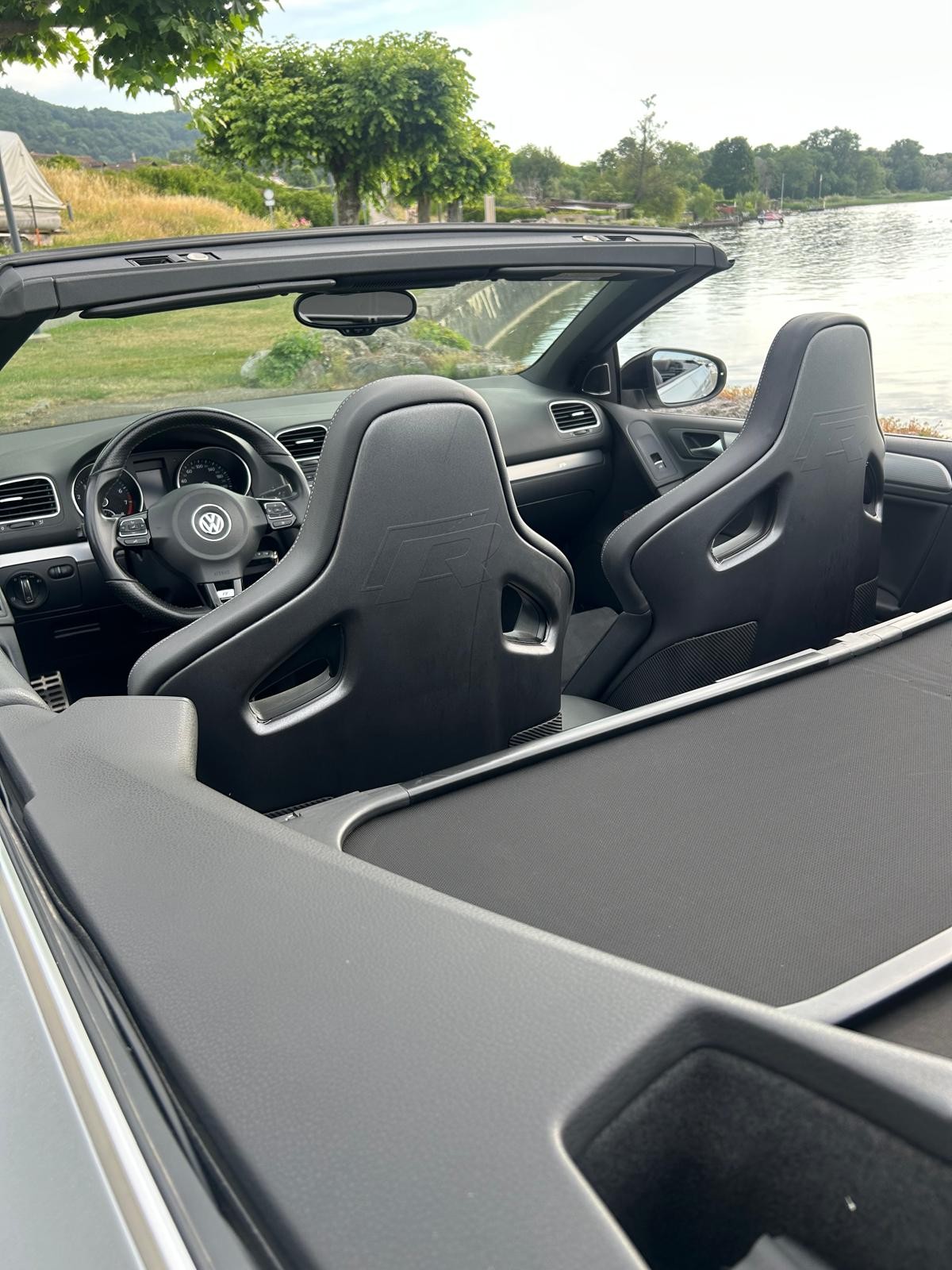 VW Golf Cabrio 2.0 TSI R DSG-image-6
