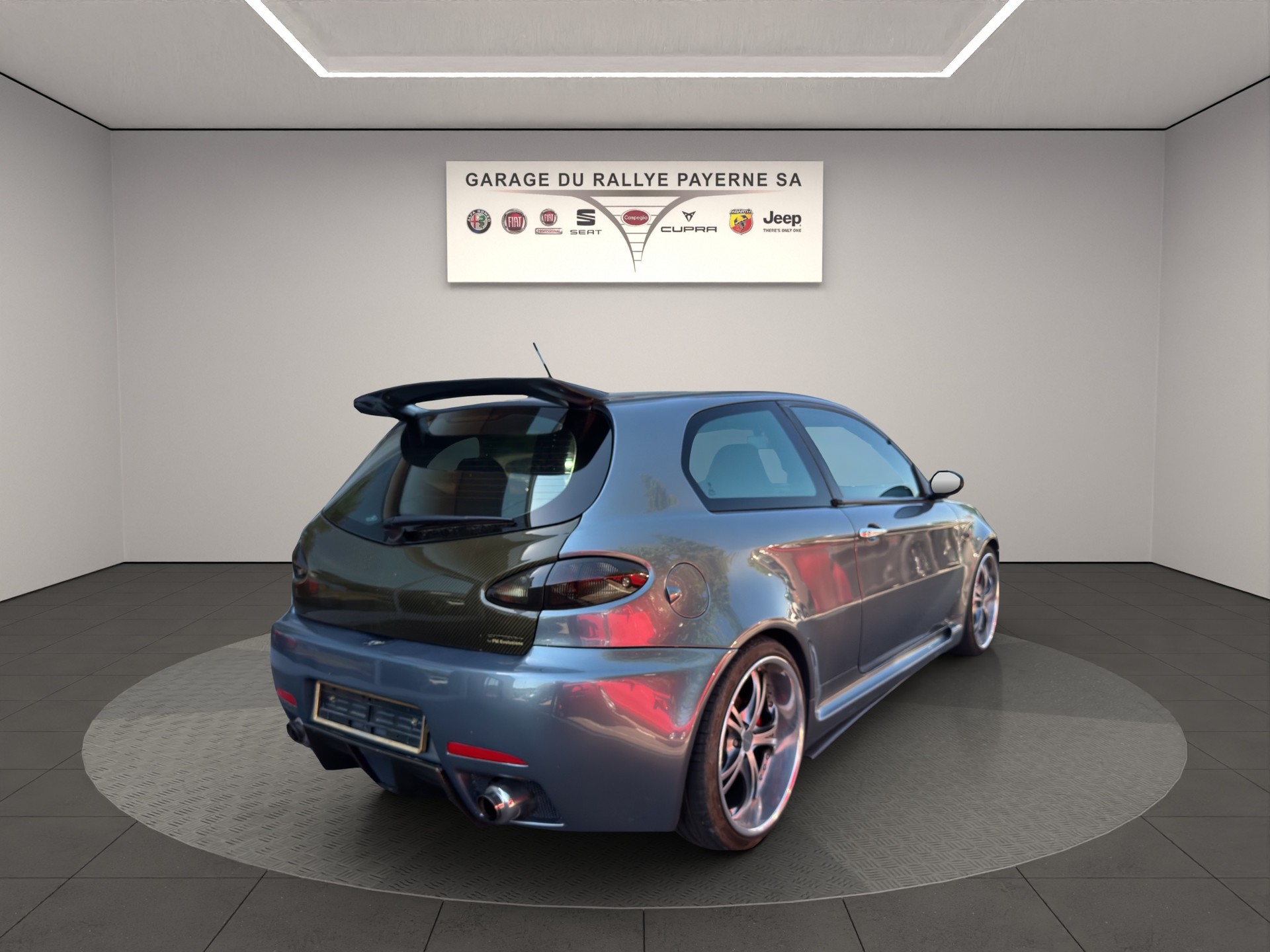 ALFA ROMEO 147 3.2 GTA-image-4