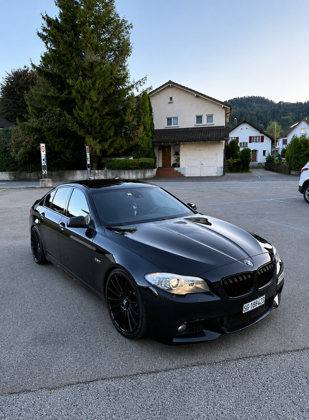 BMW 535i-image-0