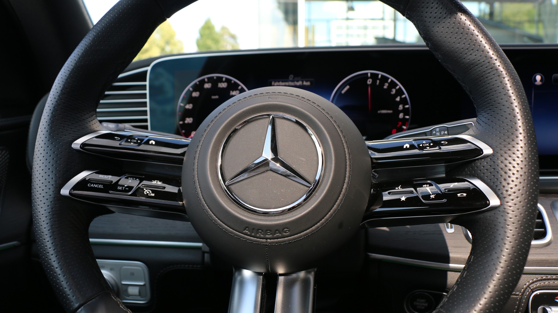 MERCEDES-BENZ GLE 400 e EQ Star 4Matic-image-12