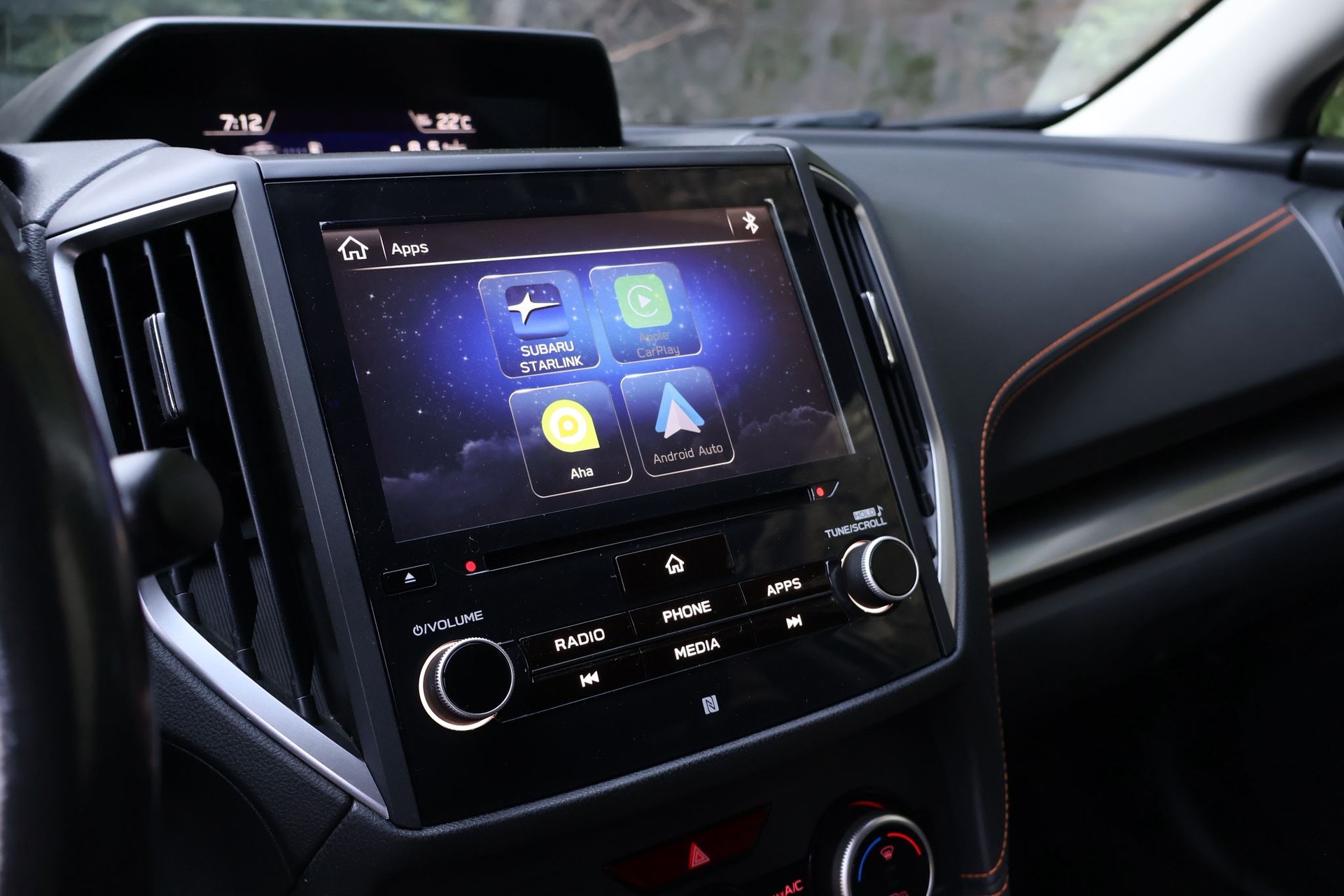 SUBARU XV 2.0 Swiss AWD Lineartronic-image-10