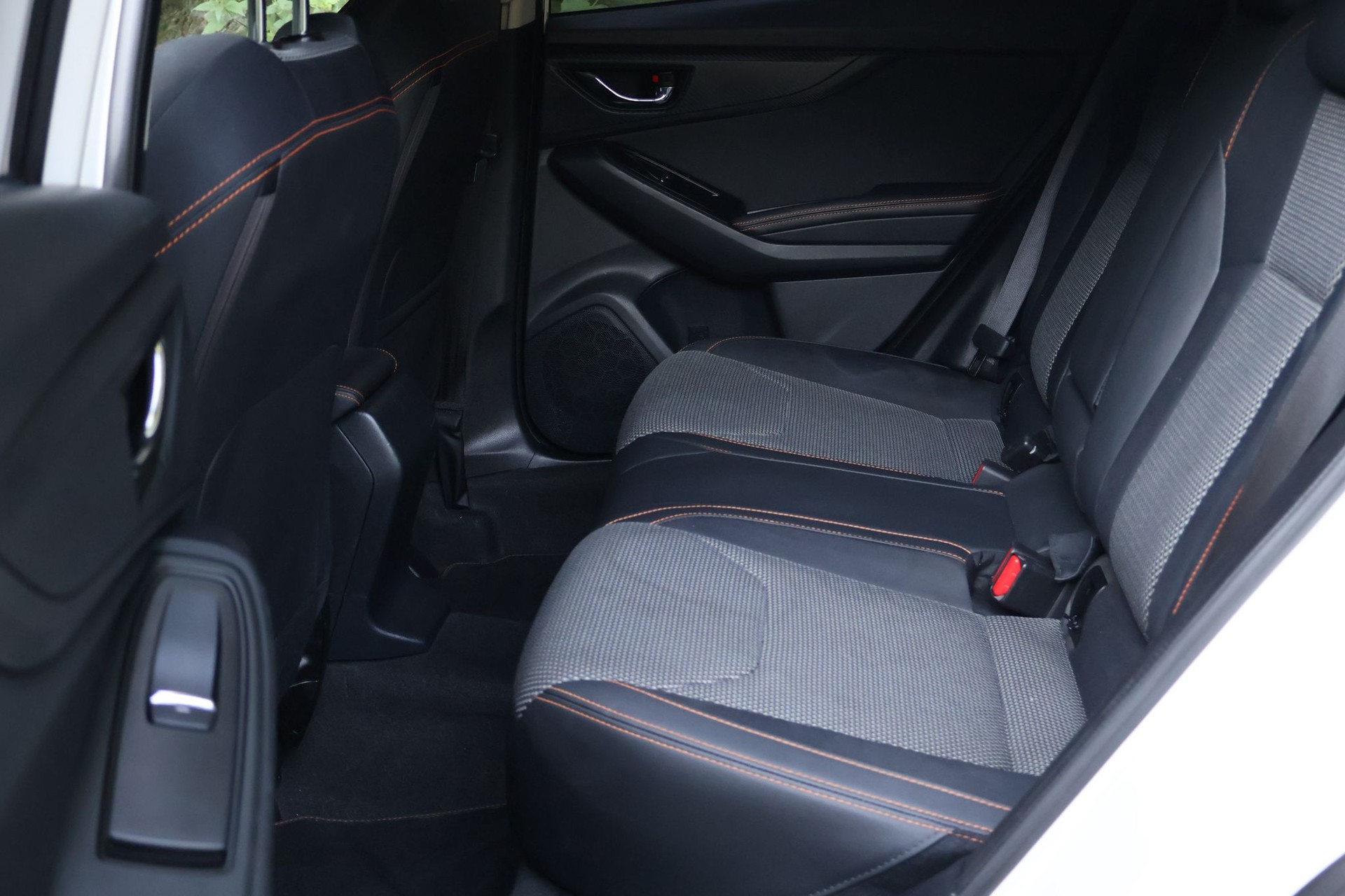 SUBARU XV 2.0 Swiss AWD Lineartronic-image-8