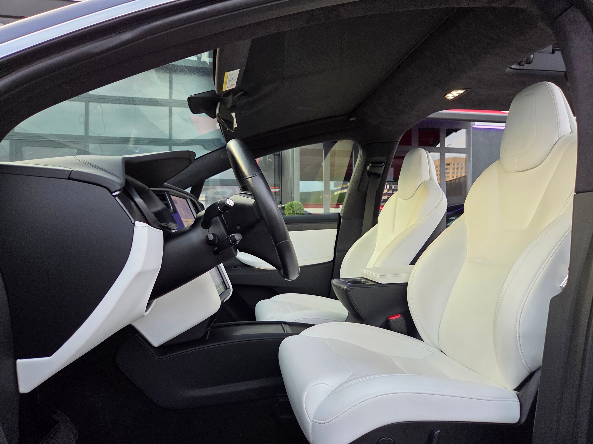 TESLA Model X 100 D-image-13