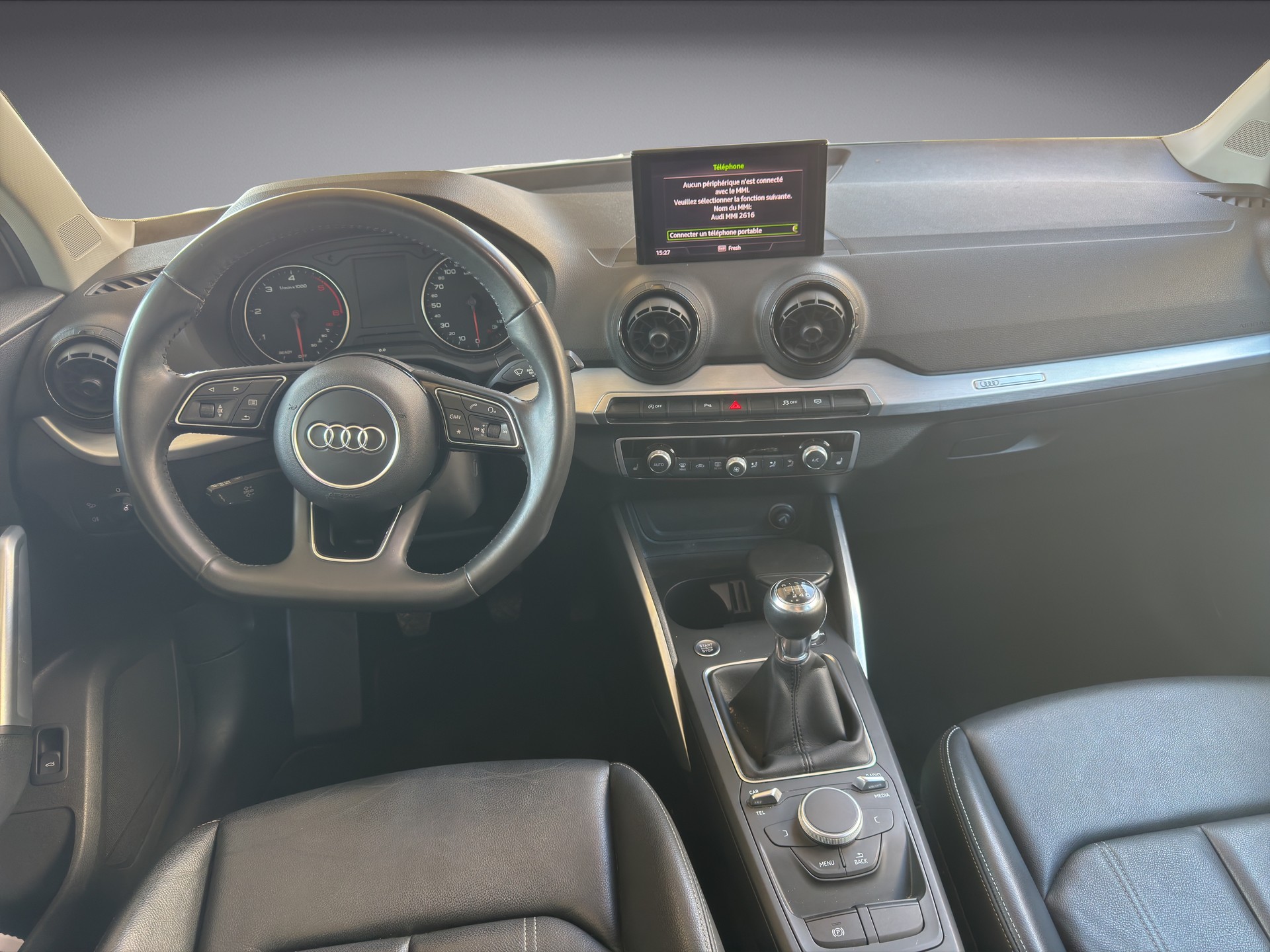 AUDI Q2 1.6 TDI Sport-image-8