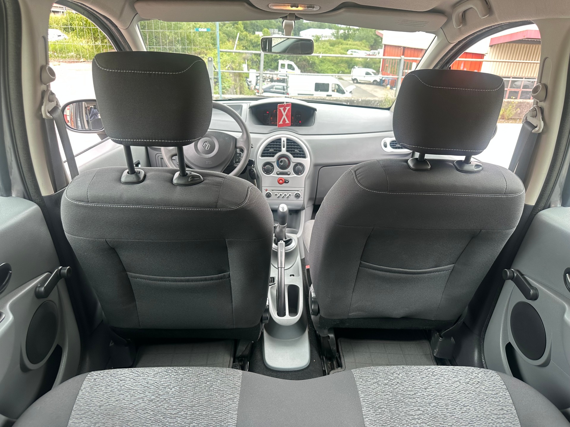 RENAULT Modus 1.2 16V T Expression-image-10