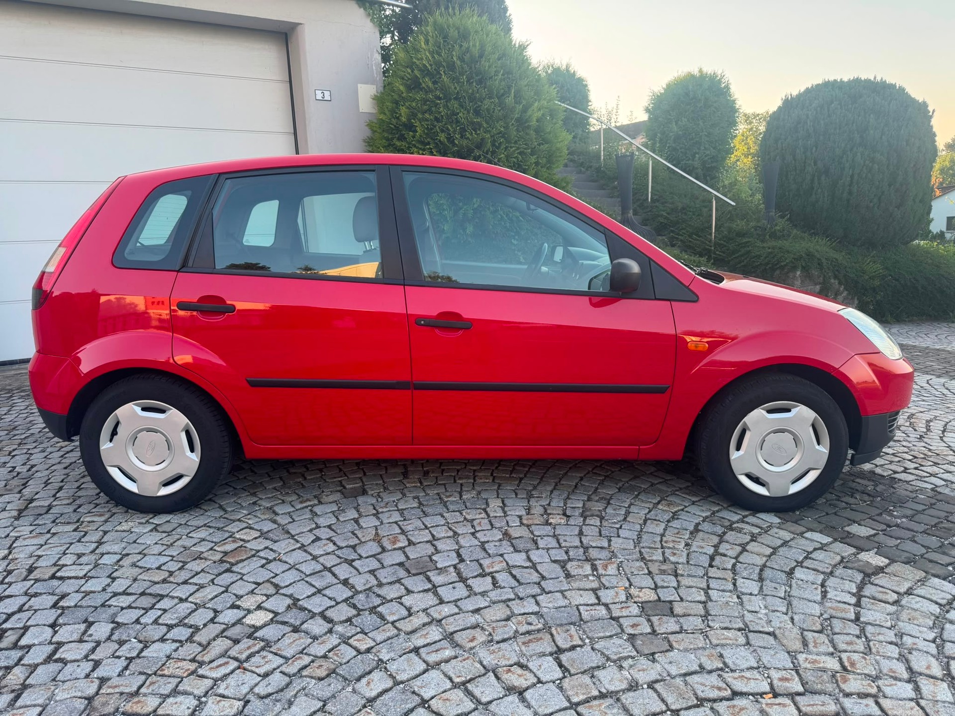 FORD Fiesta 1.3 Ambiente-image-7