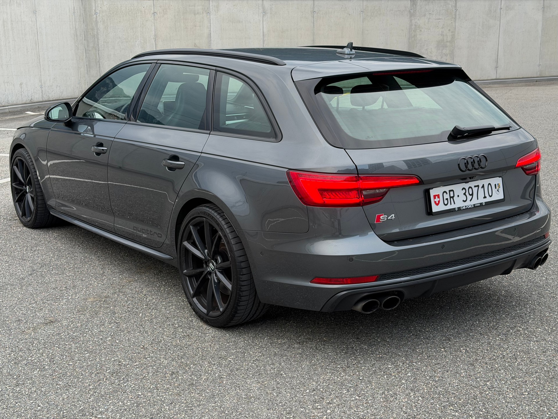AUDI S4 Avant 3.0 TFSI quattro tiptronic-image-3