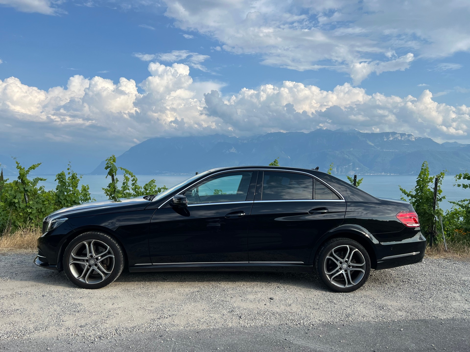 MERCEDES-BENZ E 220 CDI Avantgarde 7G-Tronic-image-2