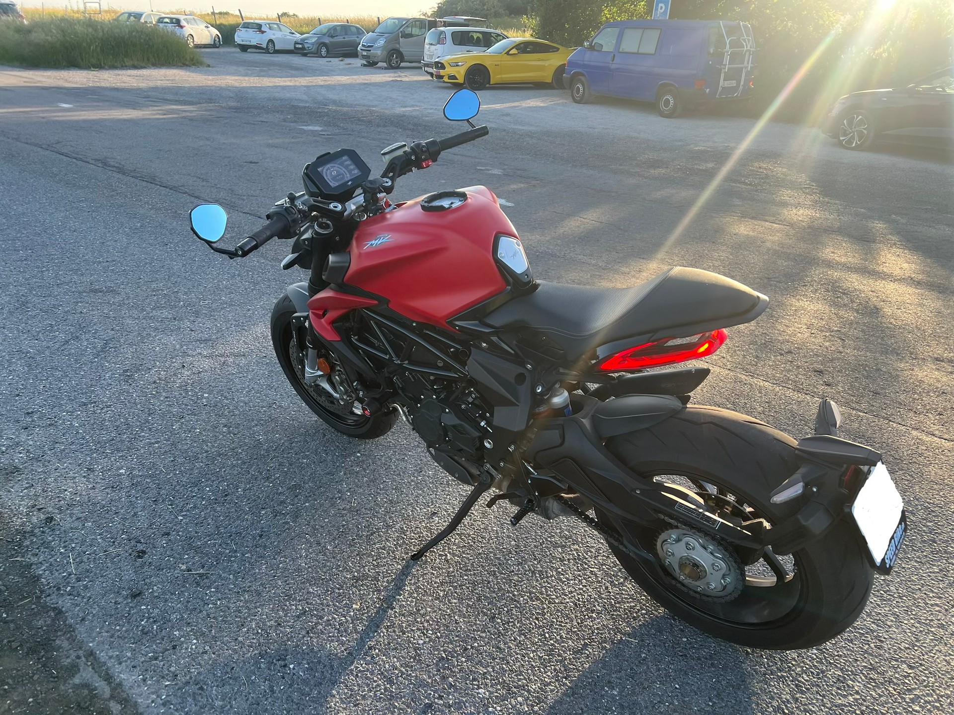 MV AGUSTA Dragster 800 Rosso-image-2