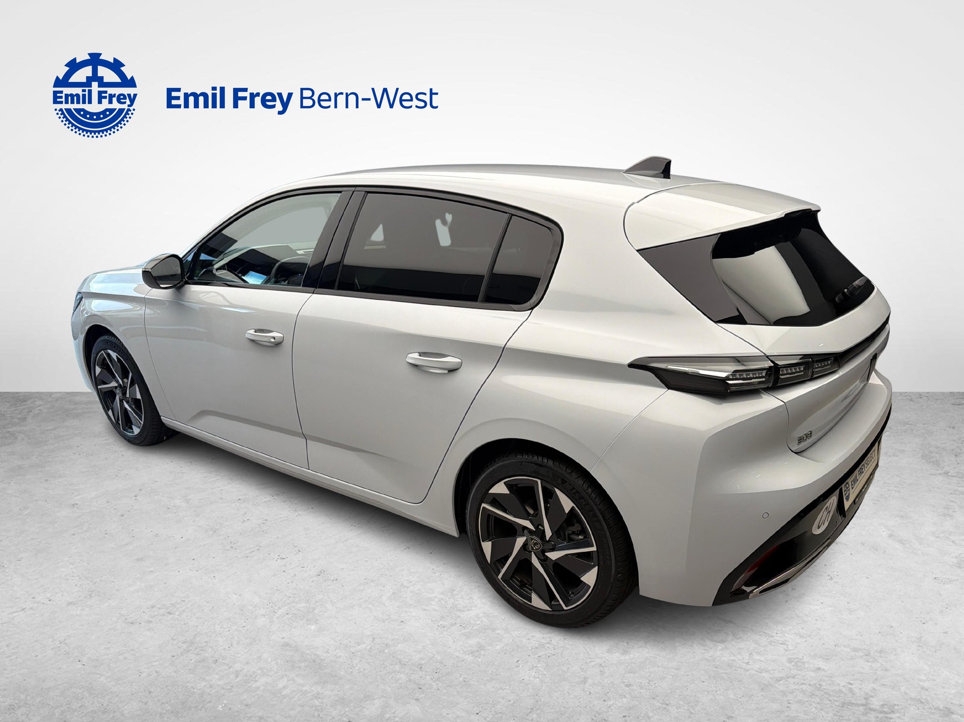 PEUGEOT 308 1.2 PureTech Allure-image-2