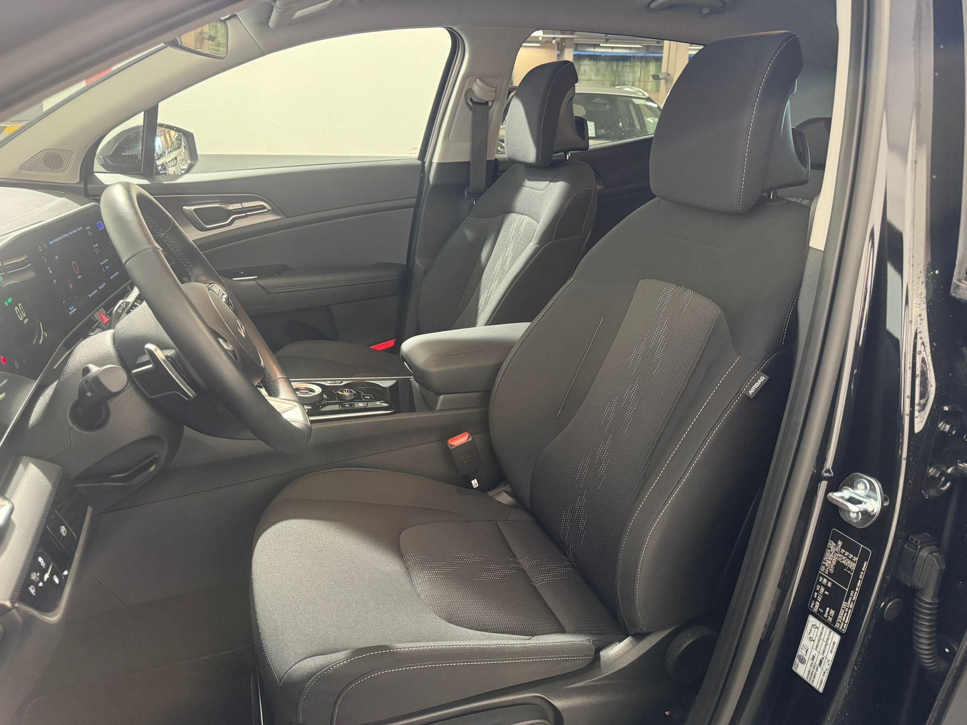 KIA Sportage 1.6 T-GDi PHEV Power Edition 4 x roues hiver alu complètes offert-image-4