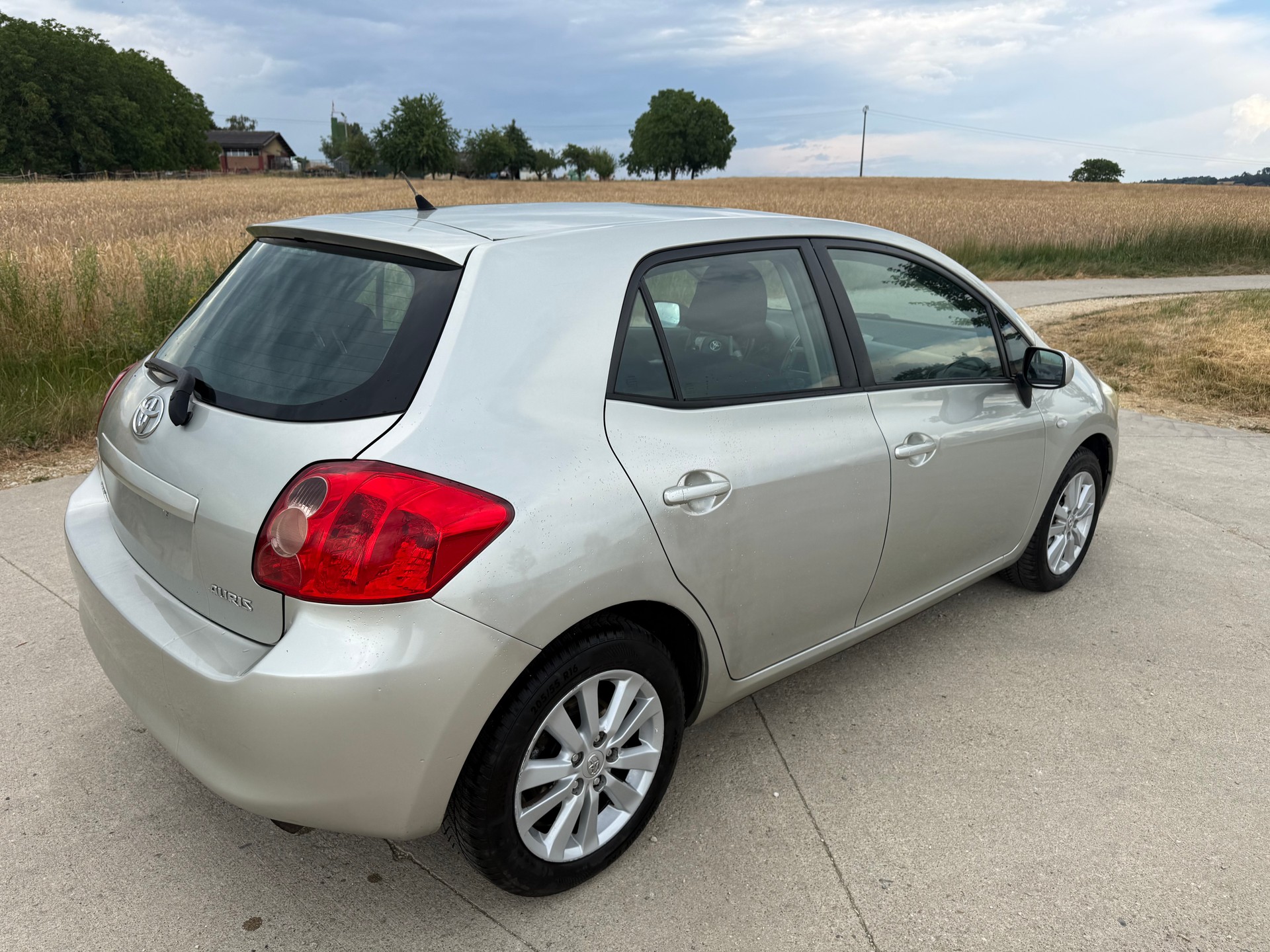 TOYOTA Auris 1.6 Linea Sol MultiMode-image-4