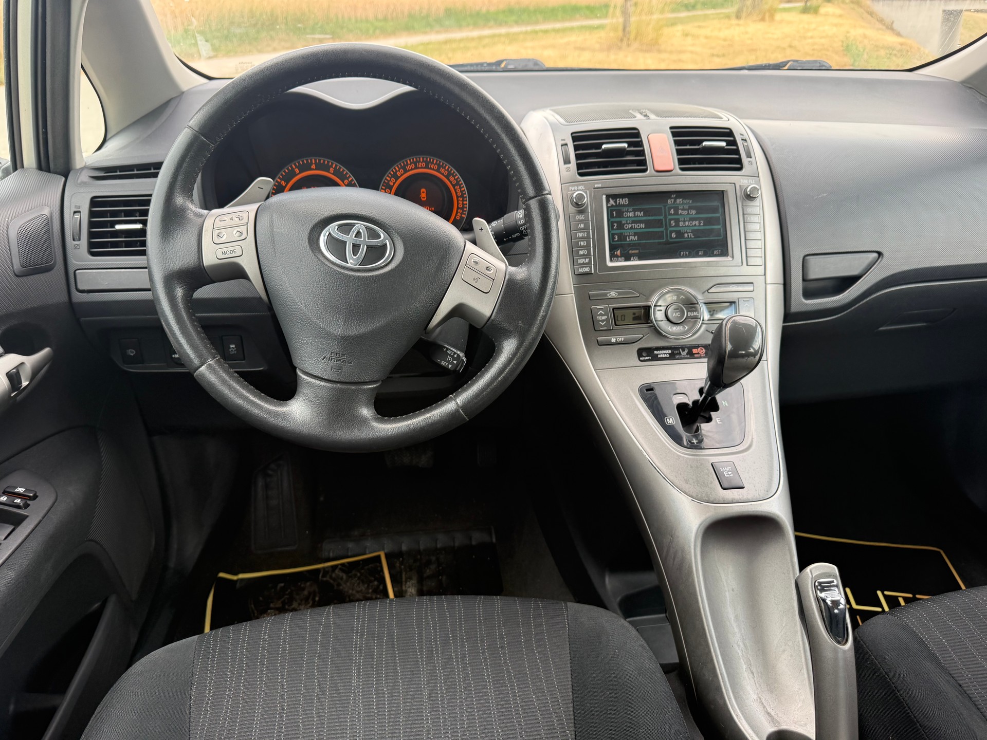 TOYOTA Auris 1.6 Linea Sol MultiMode-image-11