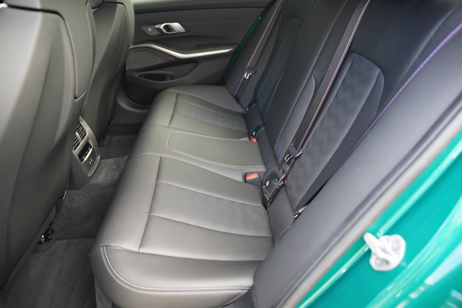 BMW M3 Competition M xDrive LCI-image-10