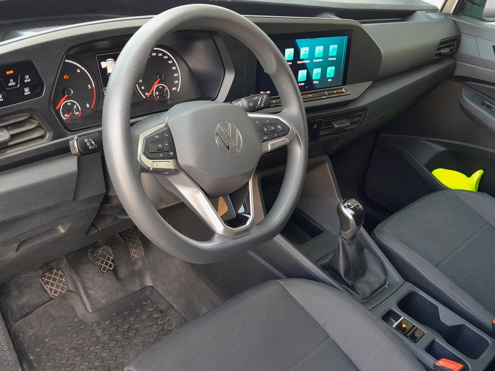 VW Caddy Cargo 2.0TDI Maxi 4Motion-image-7
