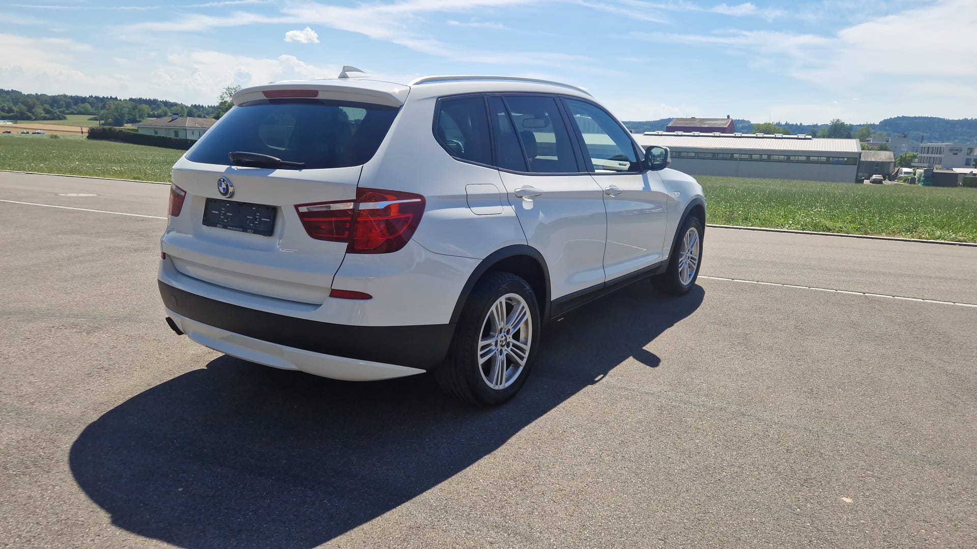 BMW 35i xDrive-image-2