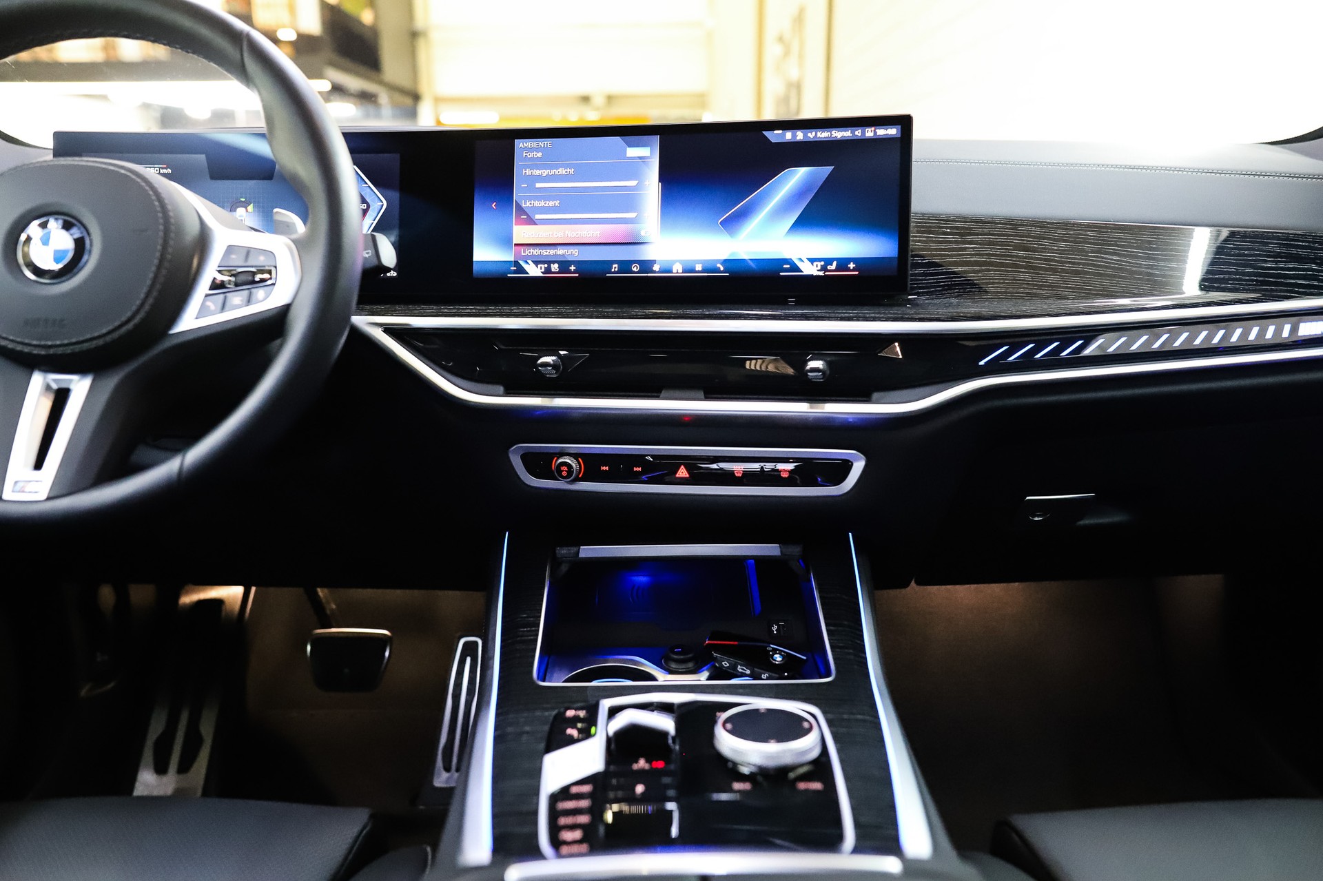 BMW X5 xDrive 48V M60i M Sport Pro Steptronic-image-31