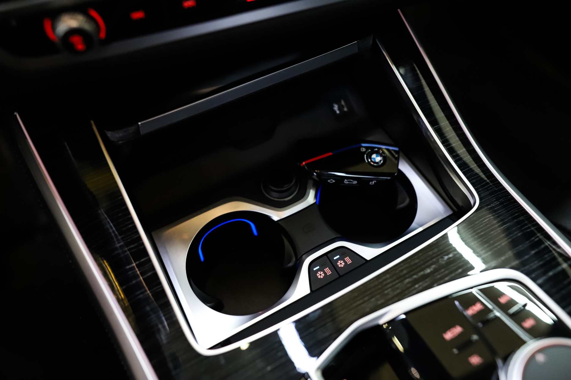 BMW X5 xDrive 48V M60i M Sport Pro Steptronic-image-22
