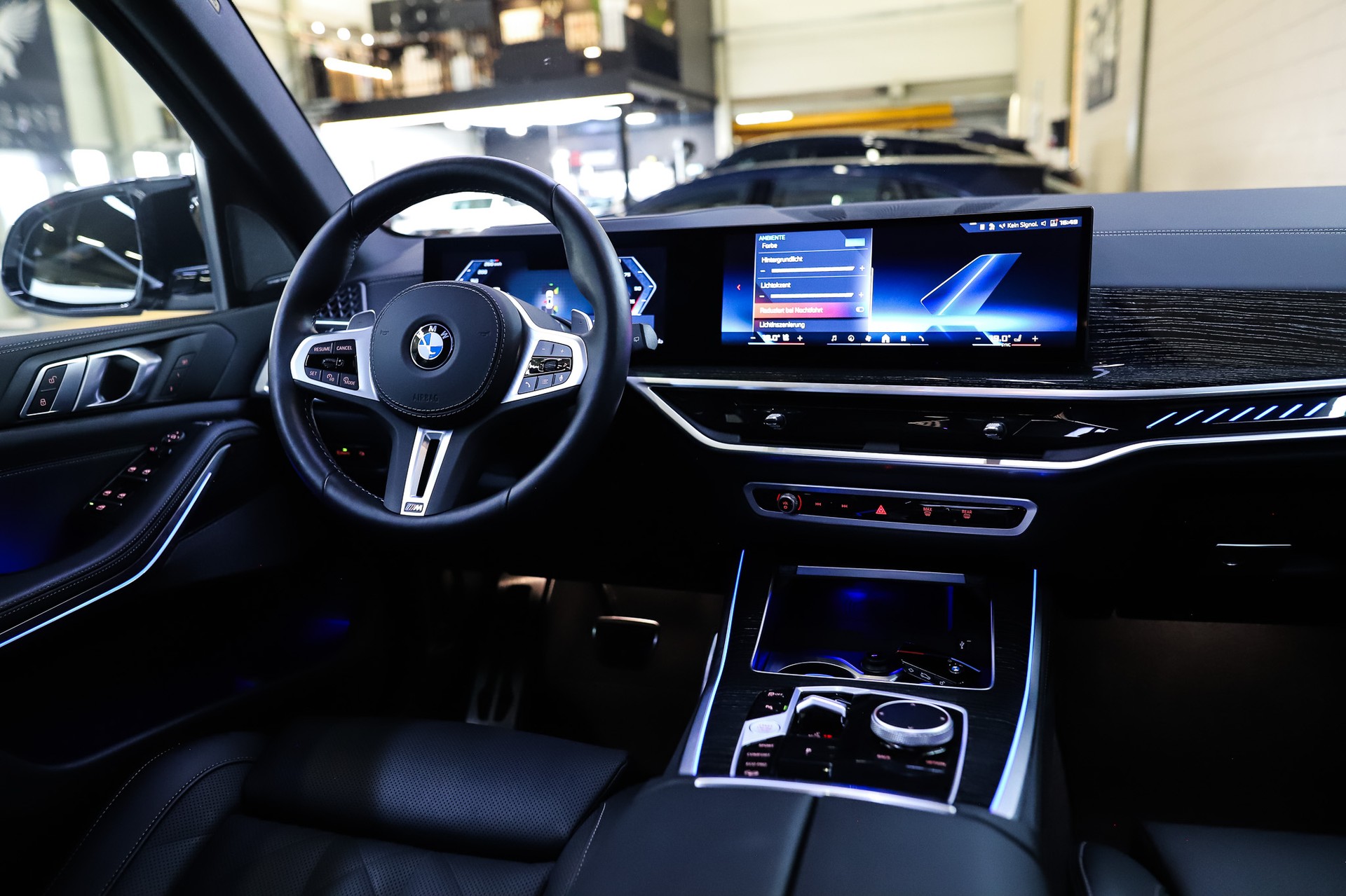 BMW X5 xDrive 48V M60i M Sport Pro Steptronic-image-32