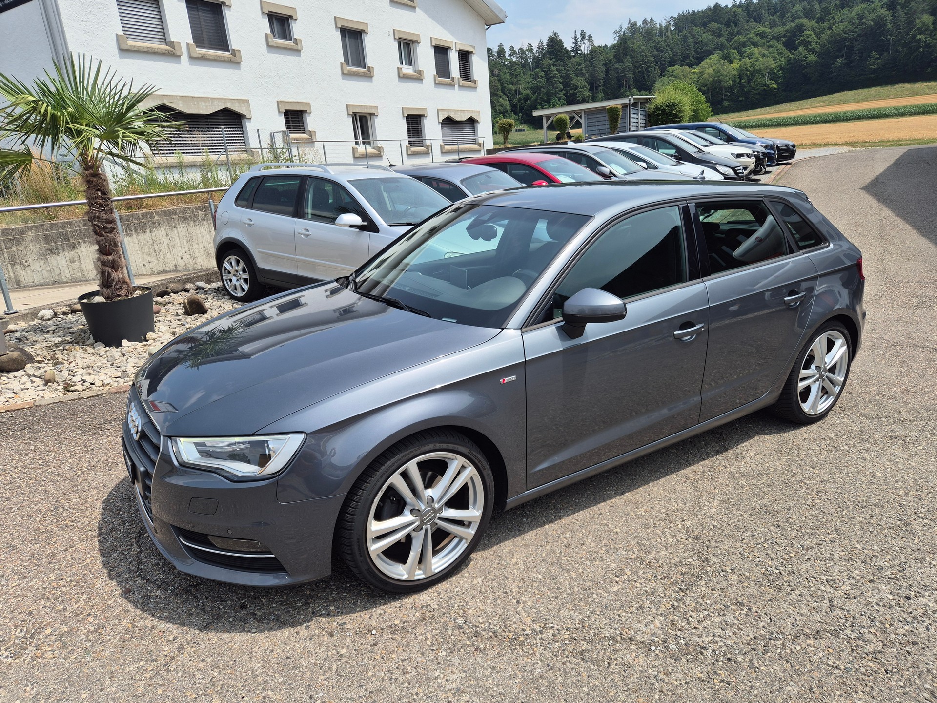 AUDI A3 Sportback 1.4 TFSI Ambition S-tronic-image-2