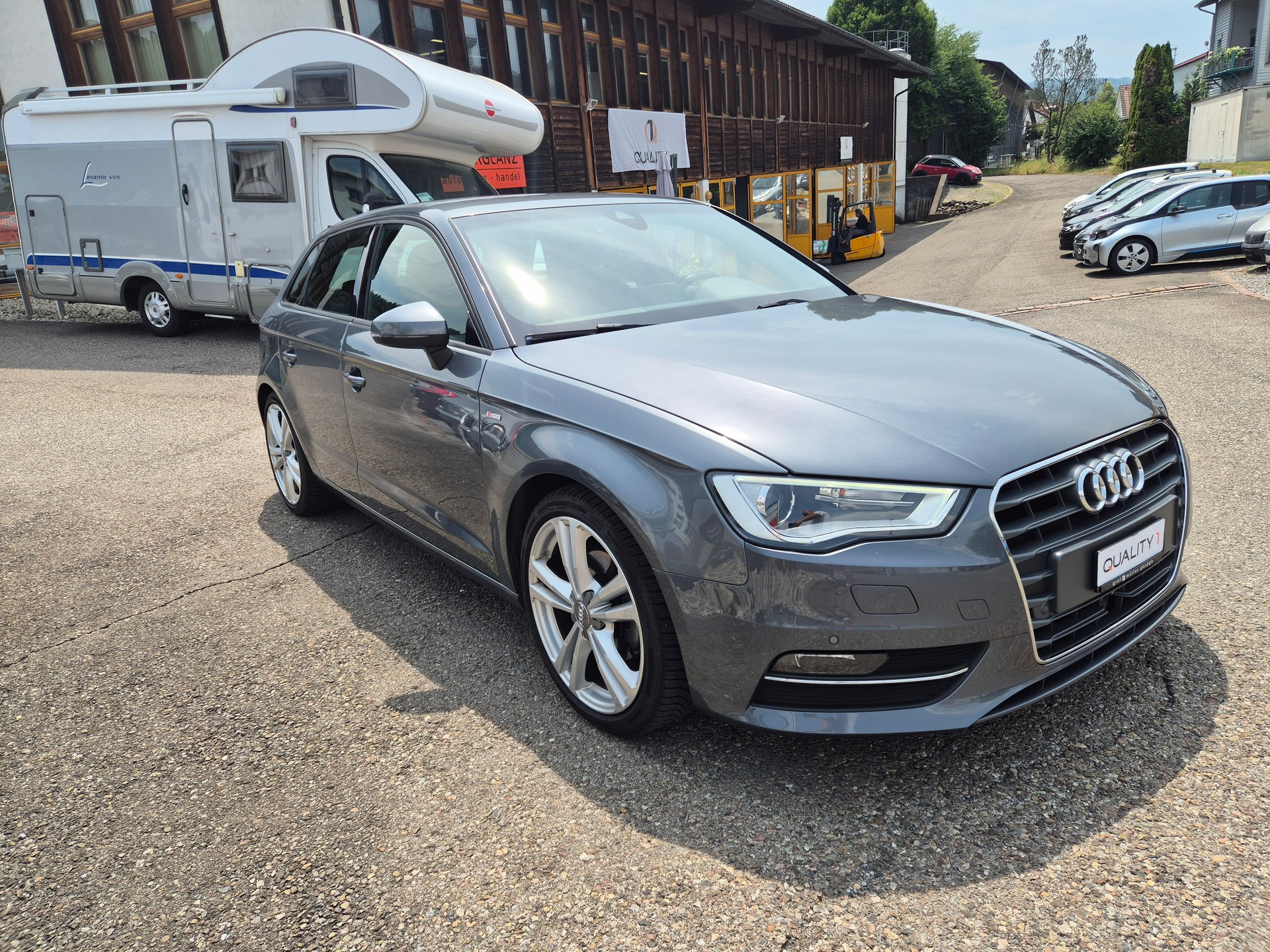 AUDI A3 Sportback 1.4 TFSI Ambition S-tronic-image-1